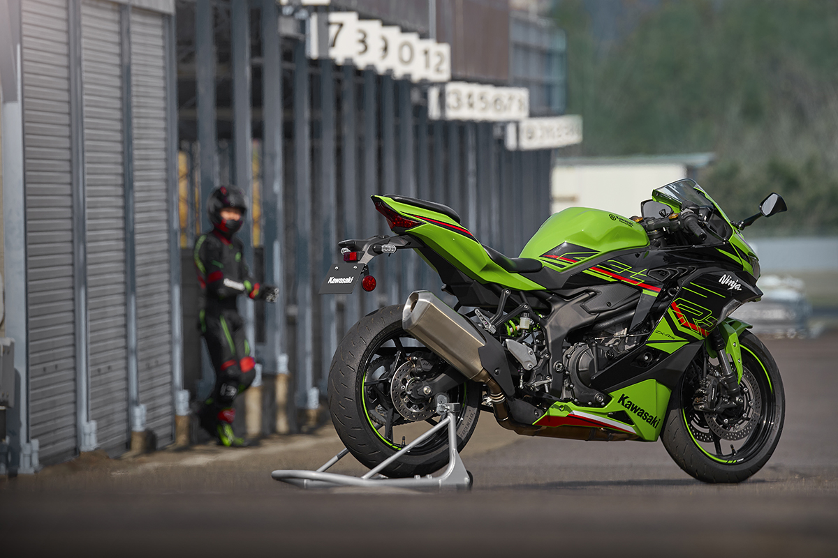 アリババページ New 2023 Kawasaki Ninja ZX-4RR KRT Edition powersports in