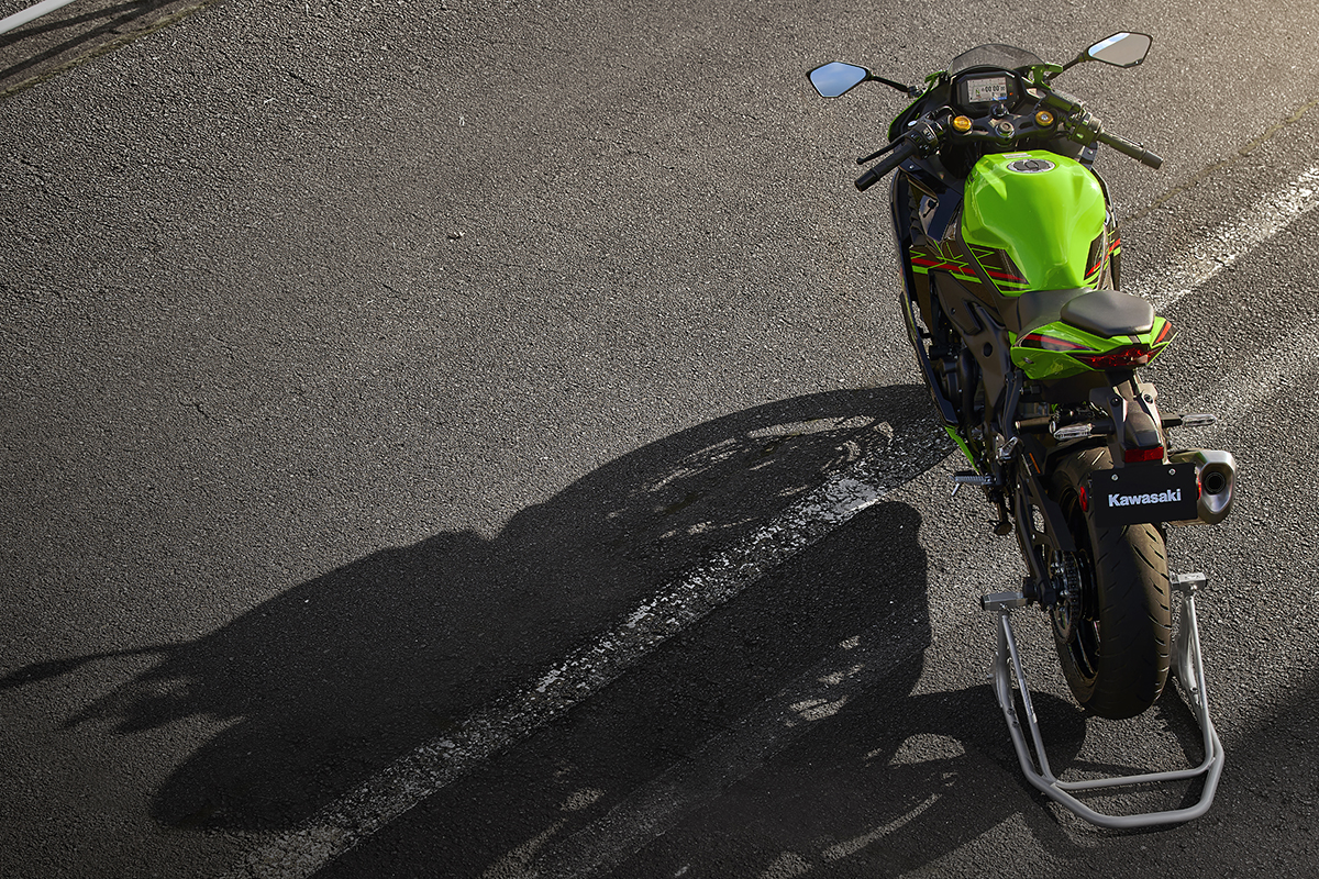 スピリッツ2023年No.1〜No.52計47冊 New 2024 Kawasaki Ninja ZX-4RR 40th Anniversary Edition ABS
