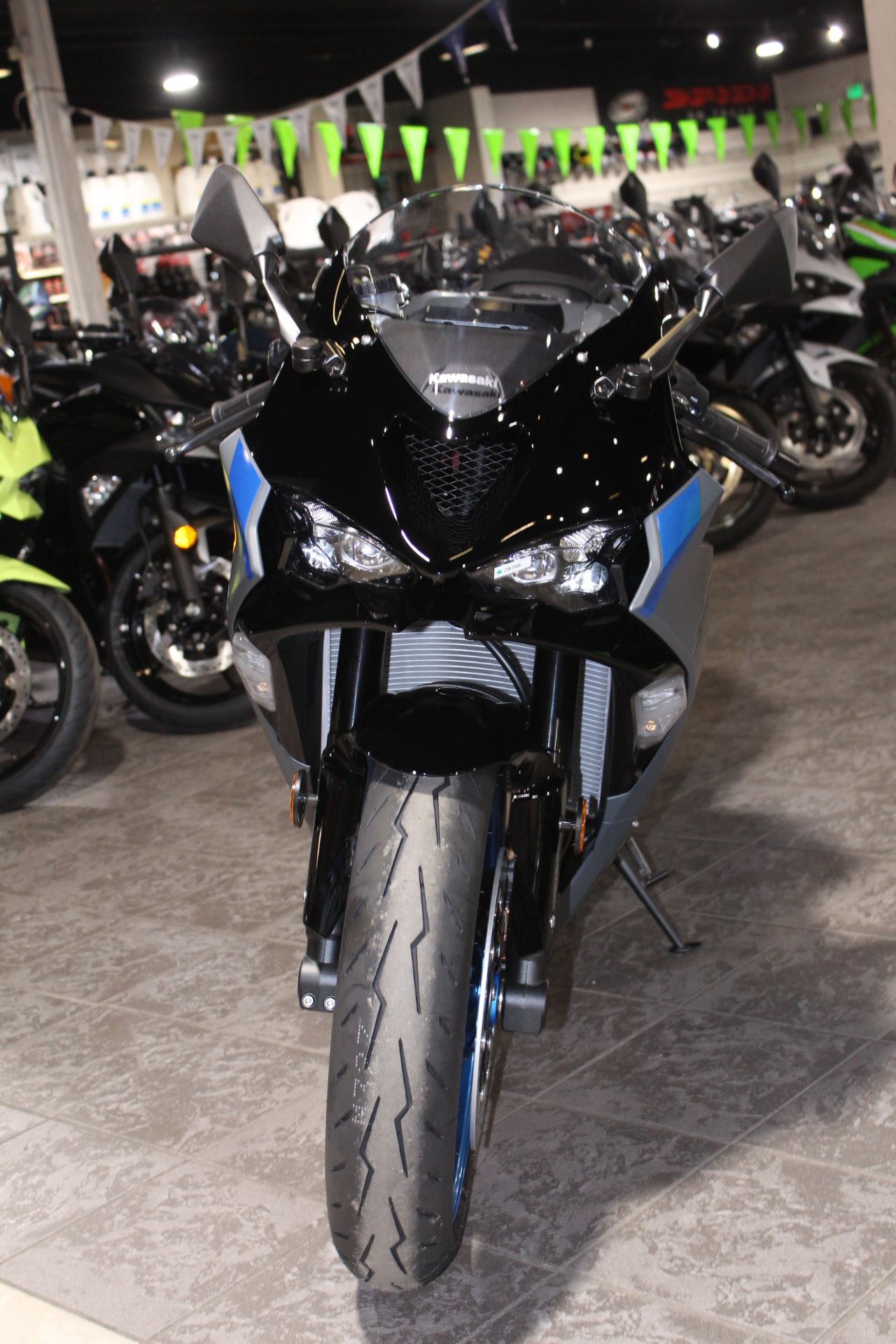 2026 Kawasaki Ninja® ZX-6R ABS 8