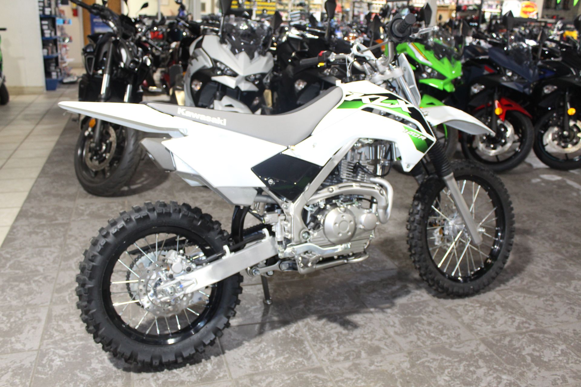 2026 Kawasaki KLX®140R 6