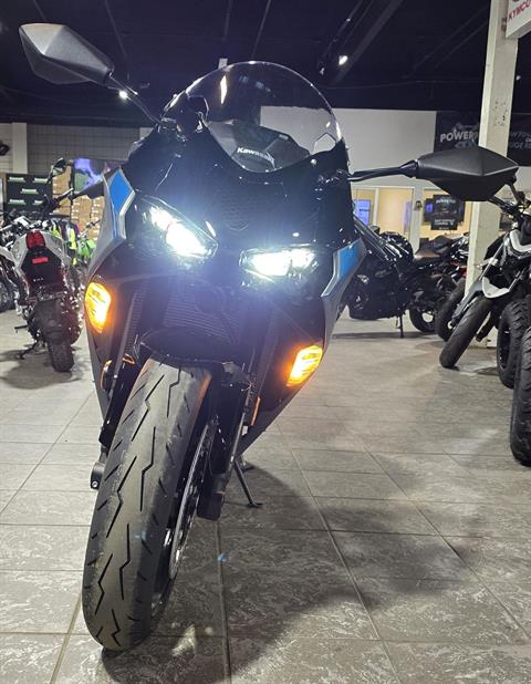 New 2025 Kawasaki Ninja ZX-6R powersports in Salinas, CA