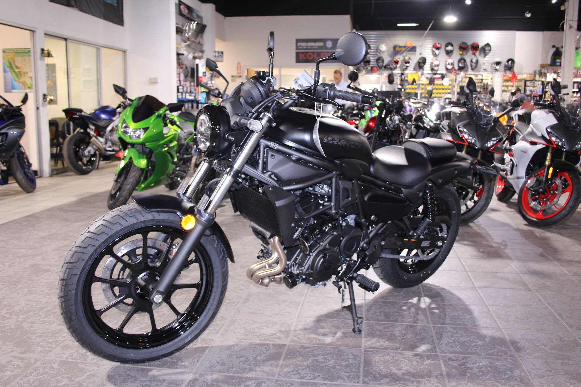 2025 Kawasaki Eliminator® ABS 6