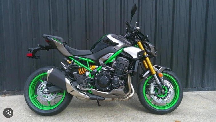 2026 Kawasaki Z900 SE ABS 2