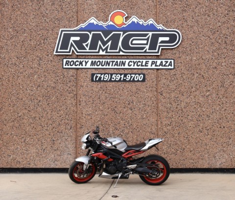 2015 Triumph Street Triple R ABS — photo 1 of 13