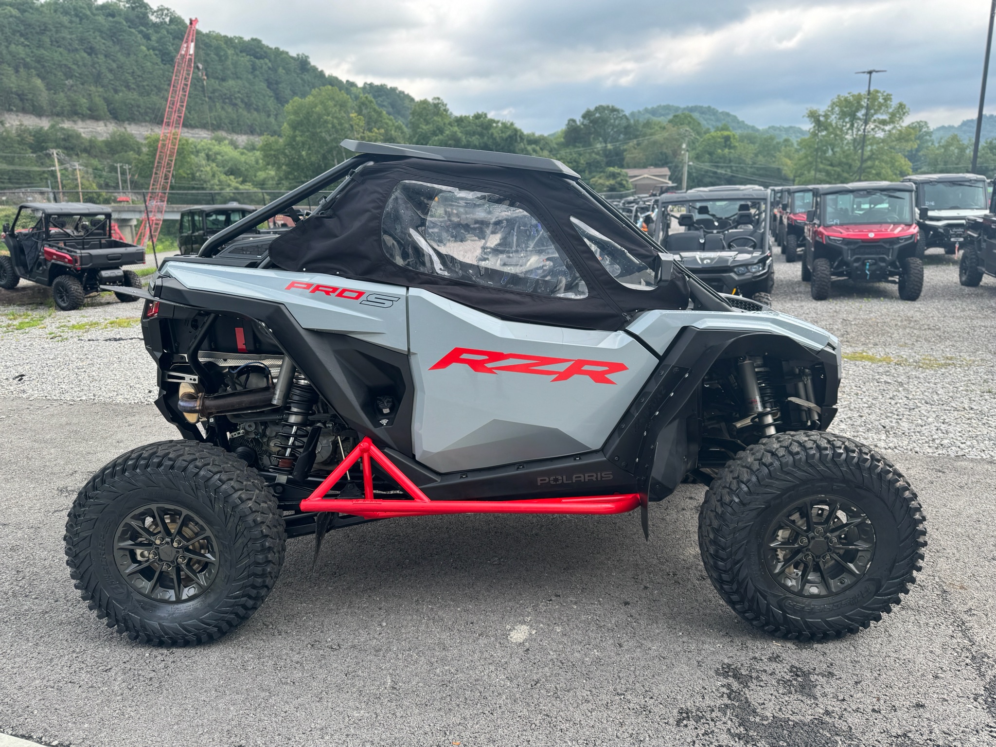 2025 Polaris RZR photo 6