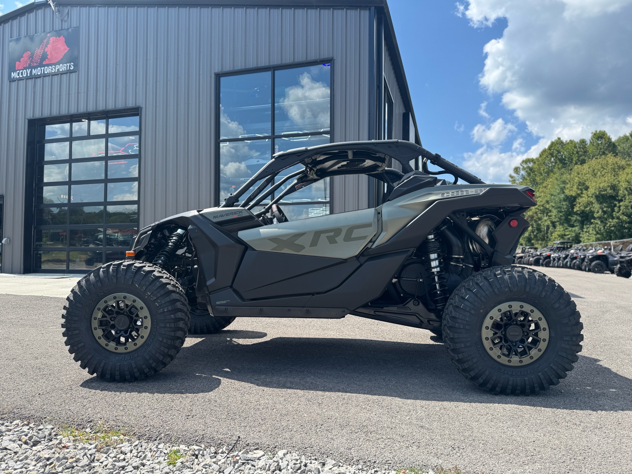 2026 Can-Am™ Maverick X3 X RC TURBO RR 72 2