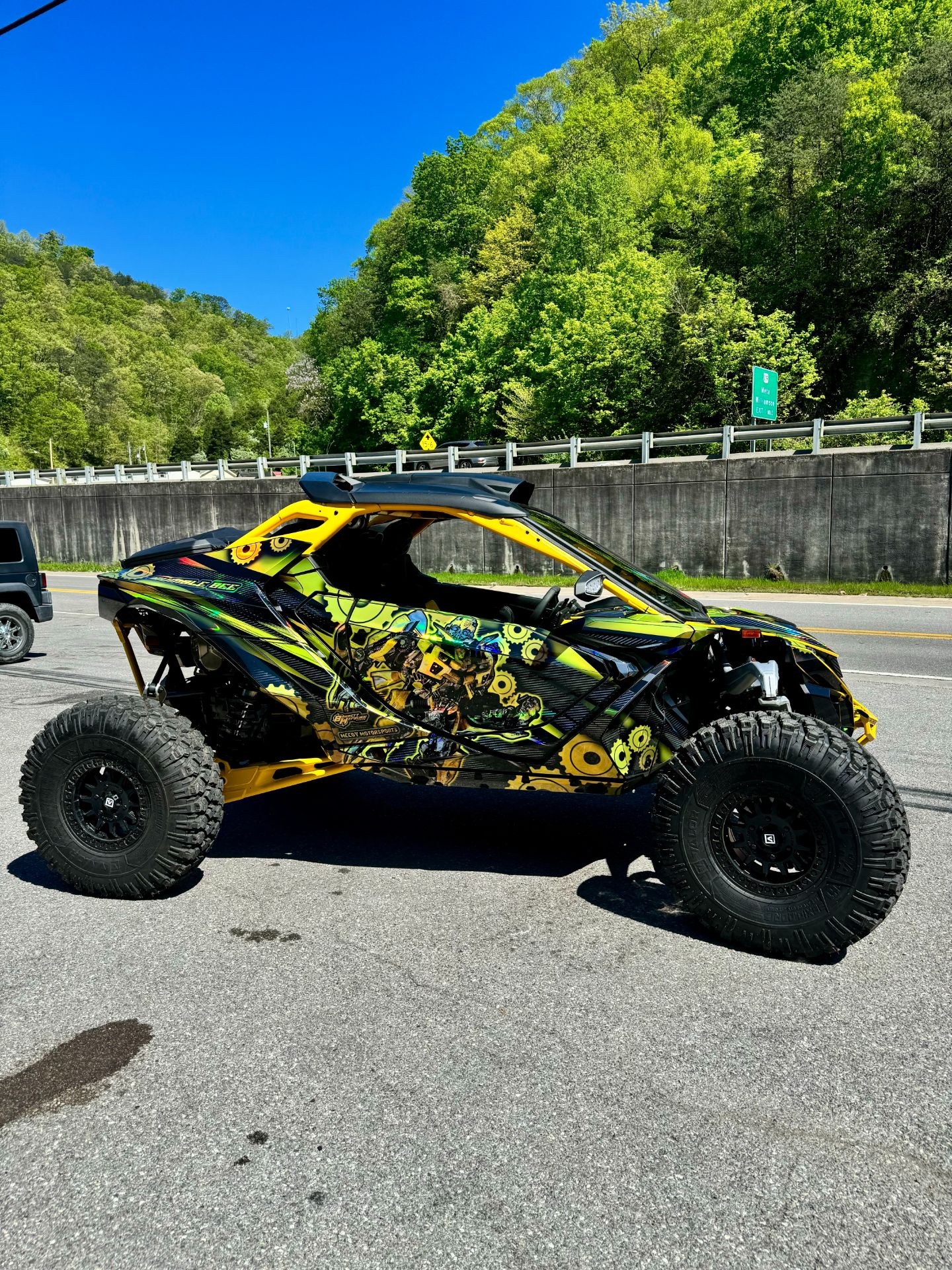 2024 Can-Am Maverick R X RS with Smart-Shox
