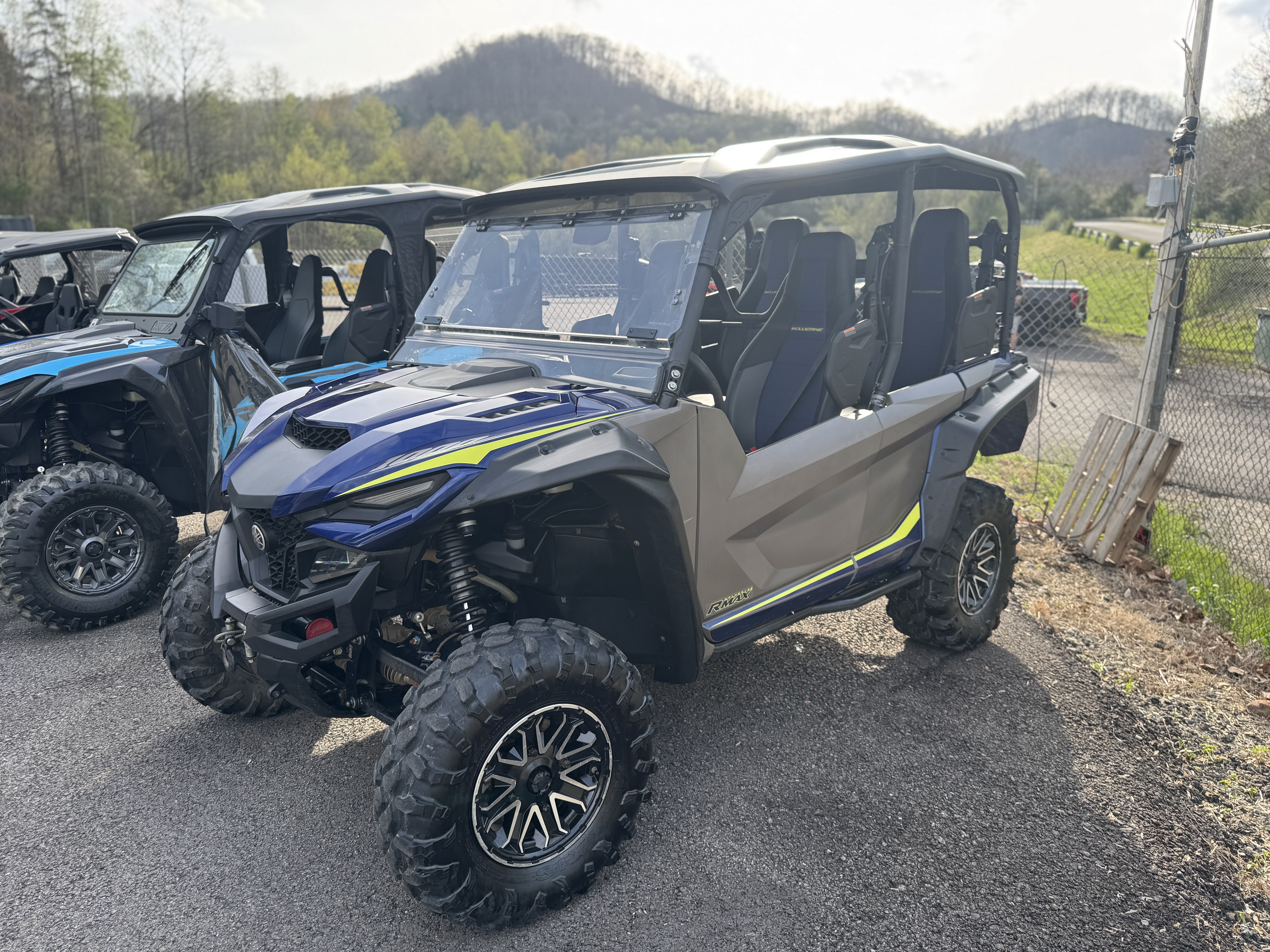 2023 Yamaha Wolverine photo 4