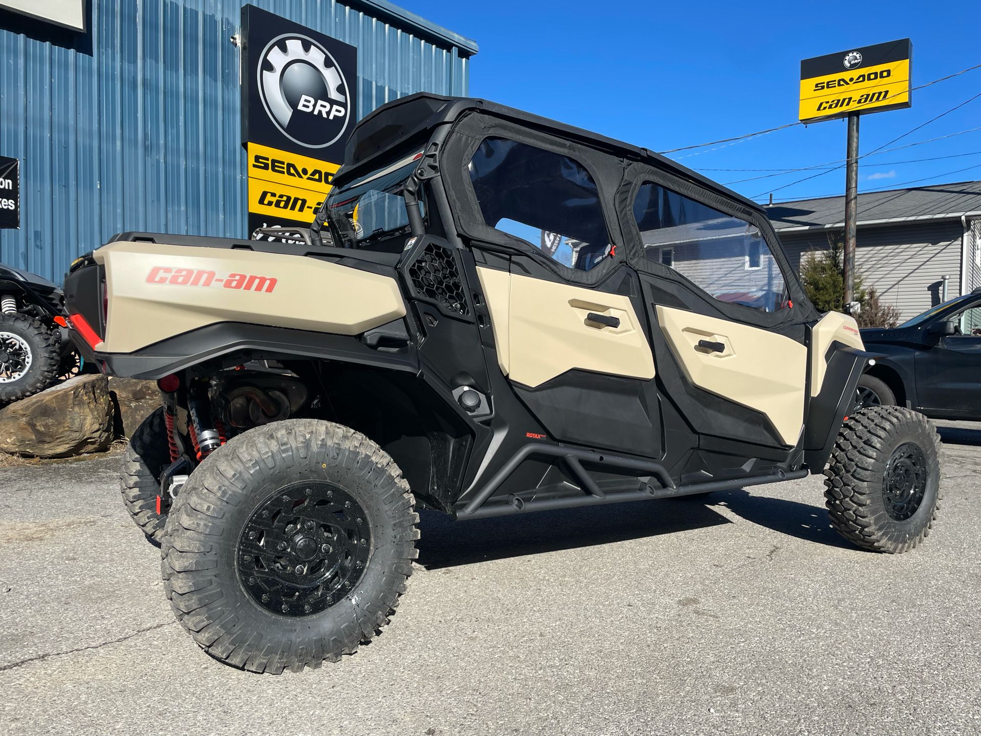 2023 Can-Am Commander MAX XT-P