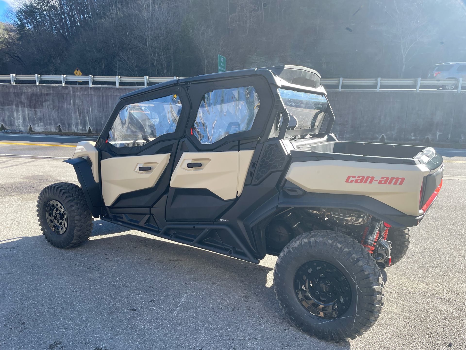 2023 Can-Am Commander MAX XT-P