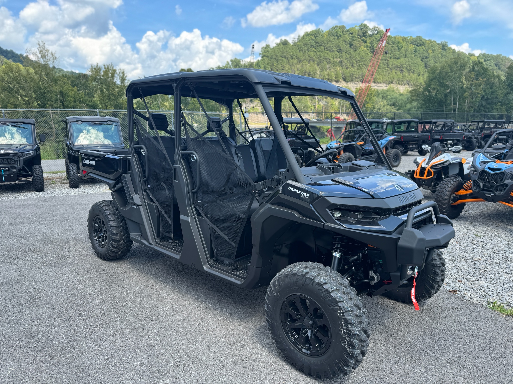 2026 Can-Am™ Defender MAX XT HD11 with 10.25 in. touchscreen di 5