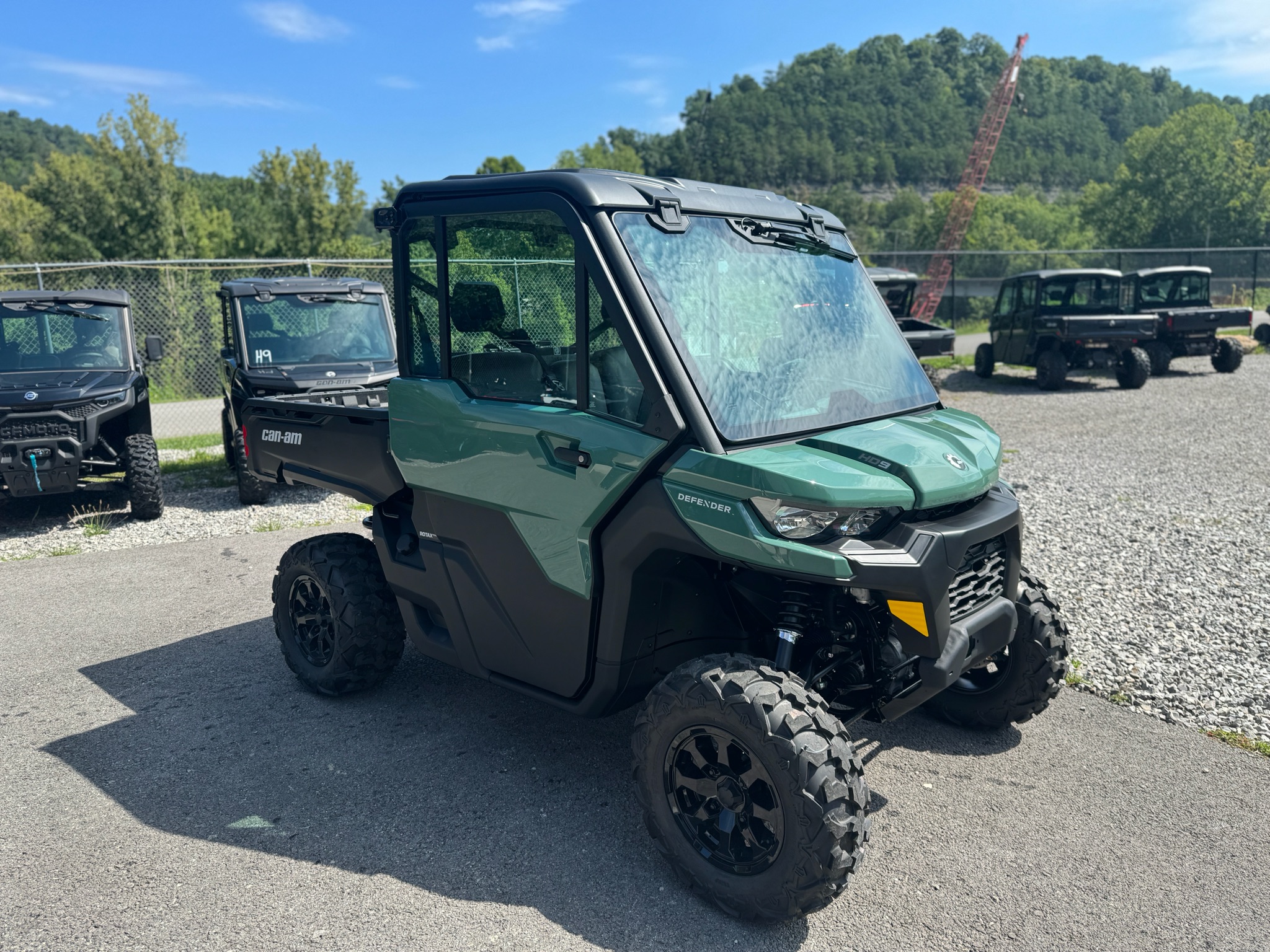 2026 Can-Am™ Defender DPS CAB 6