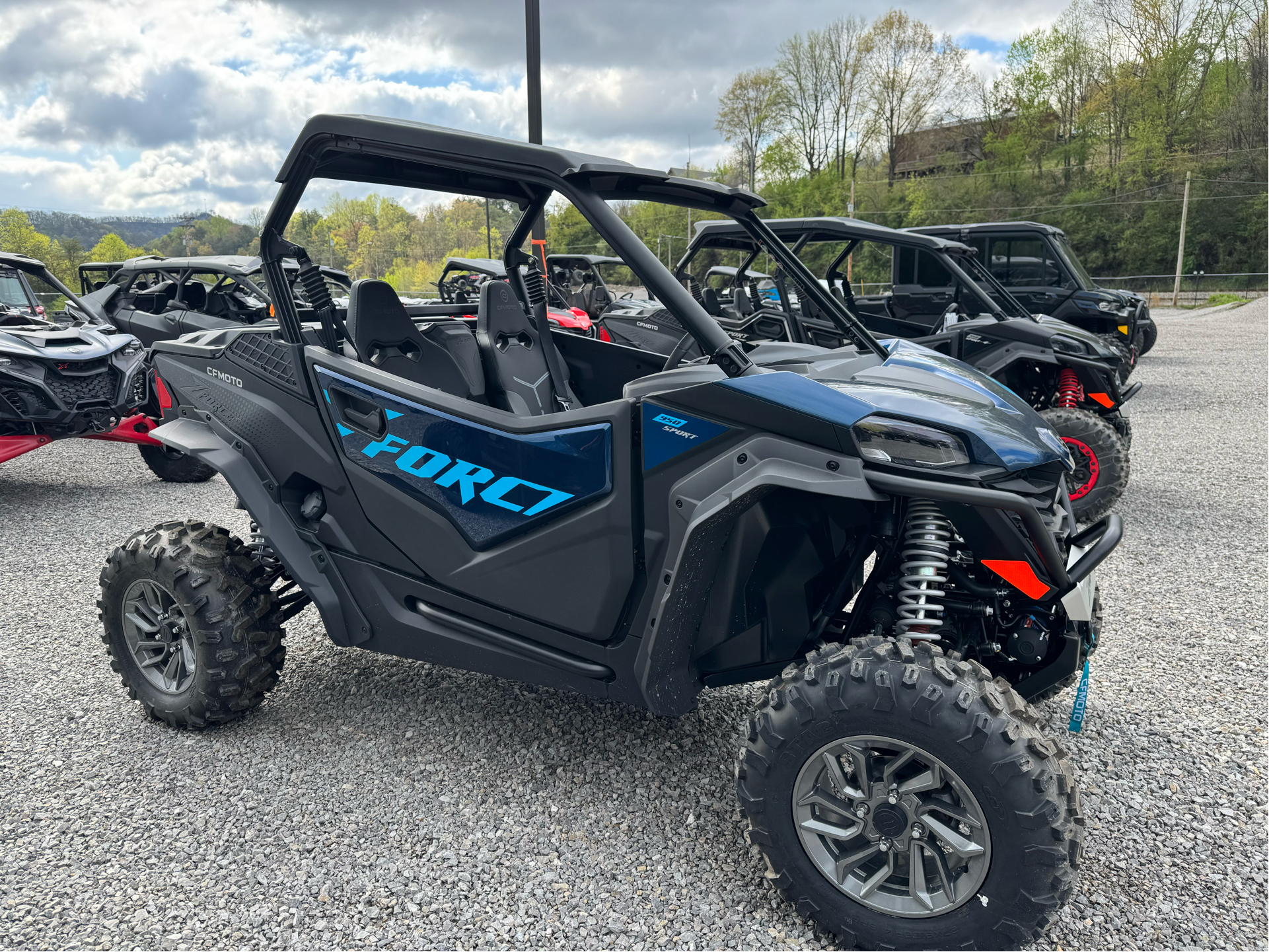 New 2025 CFMOTO ZForce 950 Sport Utility Vehicles in Pikeville, KY