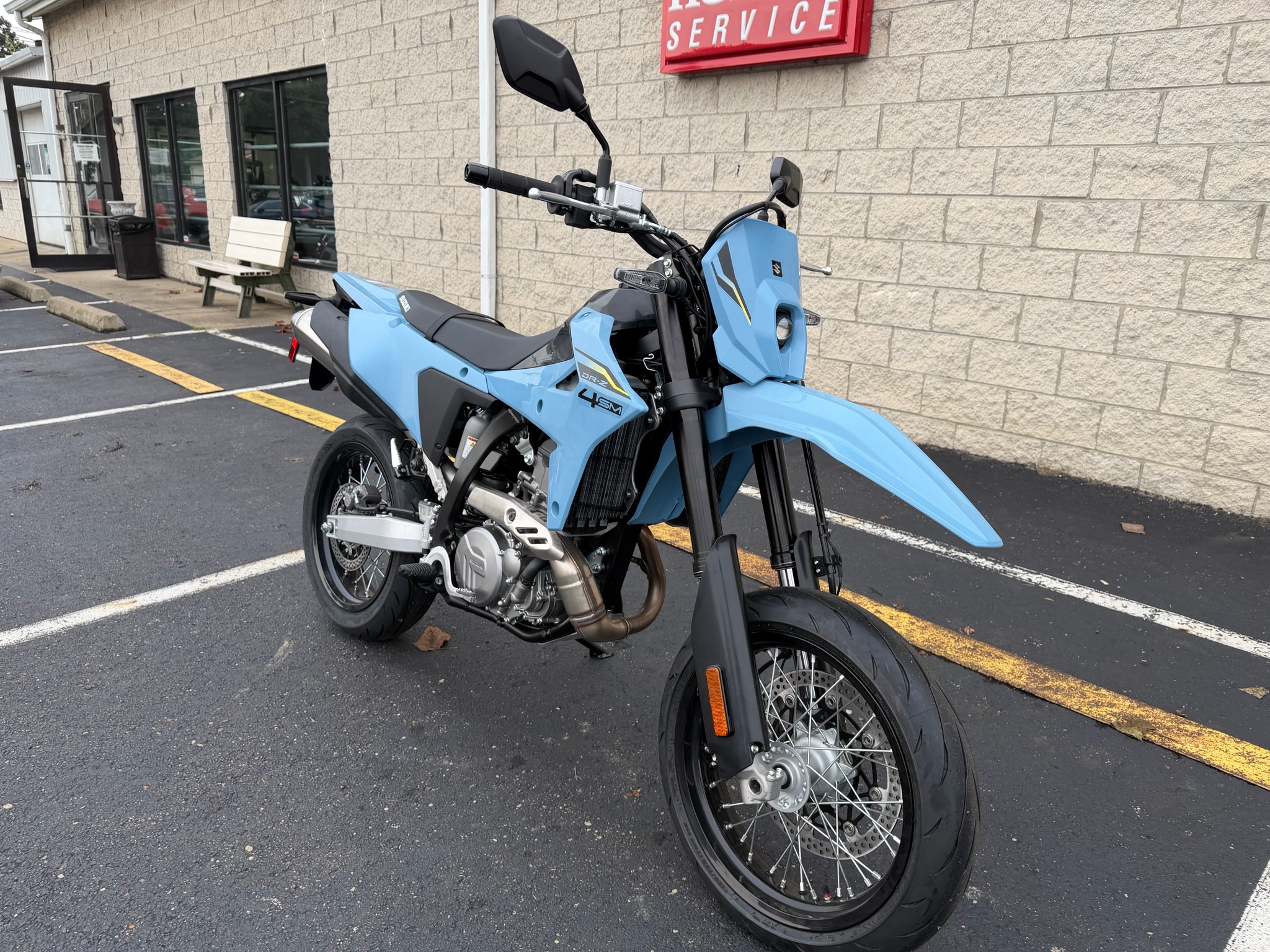 2025 Suzuki DR-Z4SM 3