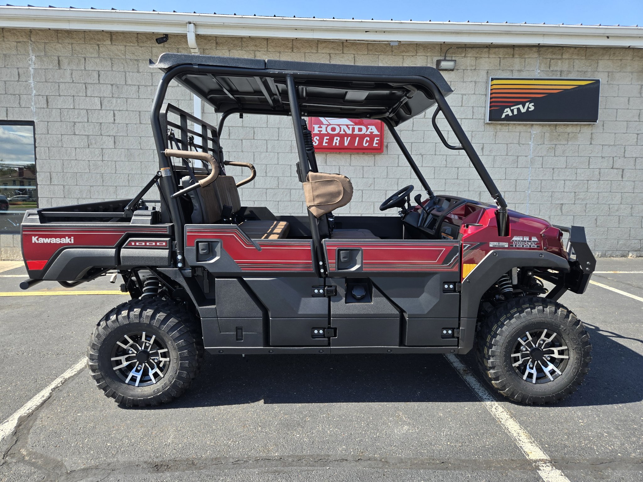2027 MULE PRO-FXT 1000 Platinum Ranch Edition