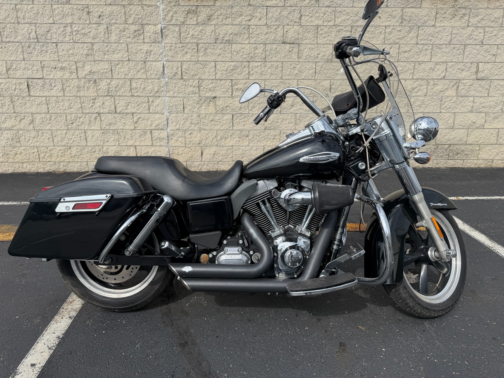 2012 Harley-Davidson Dyna® Switchback 1