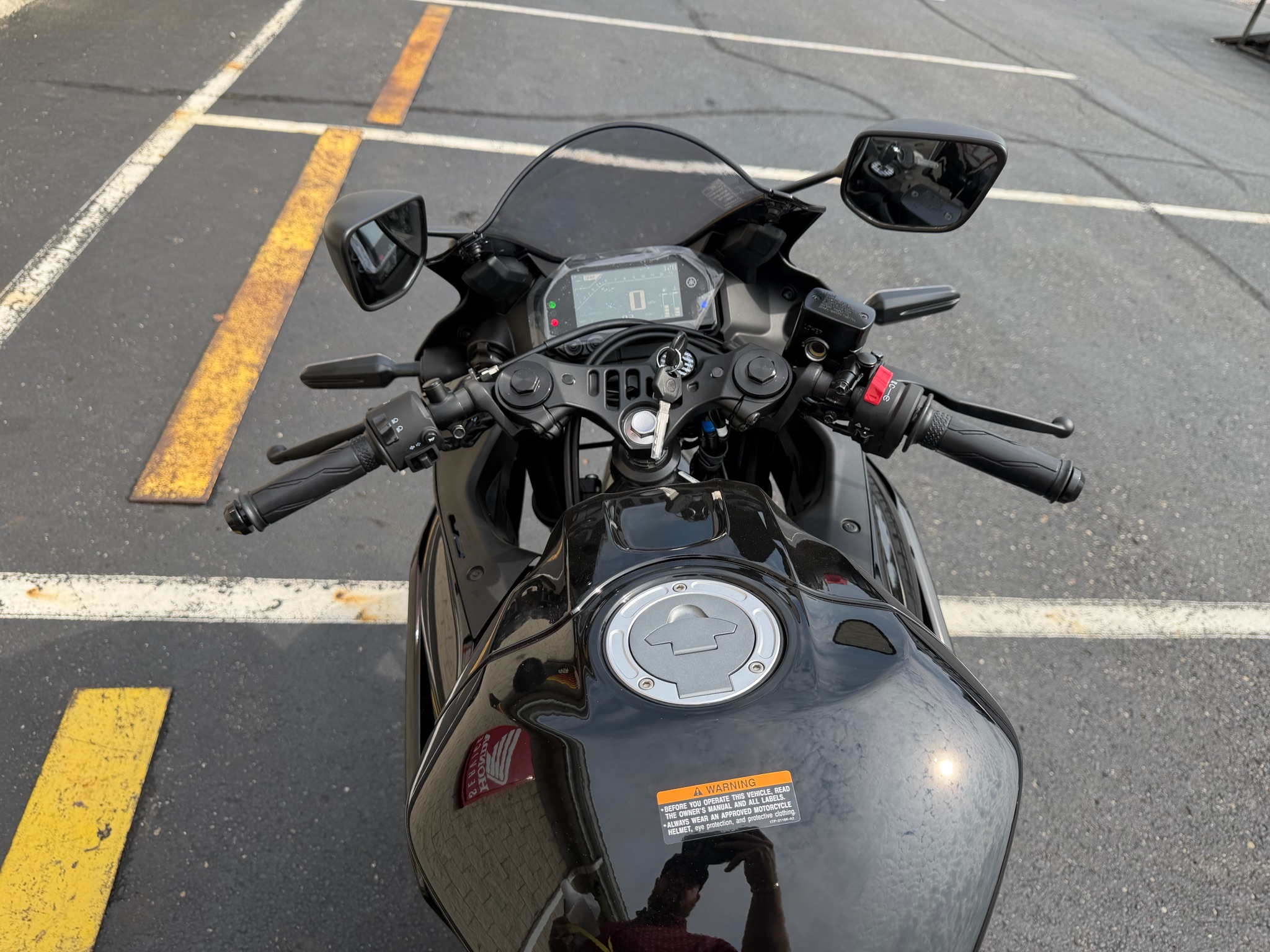 2026 Yamaha YZF-R3 7