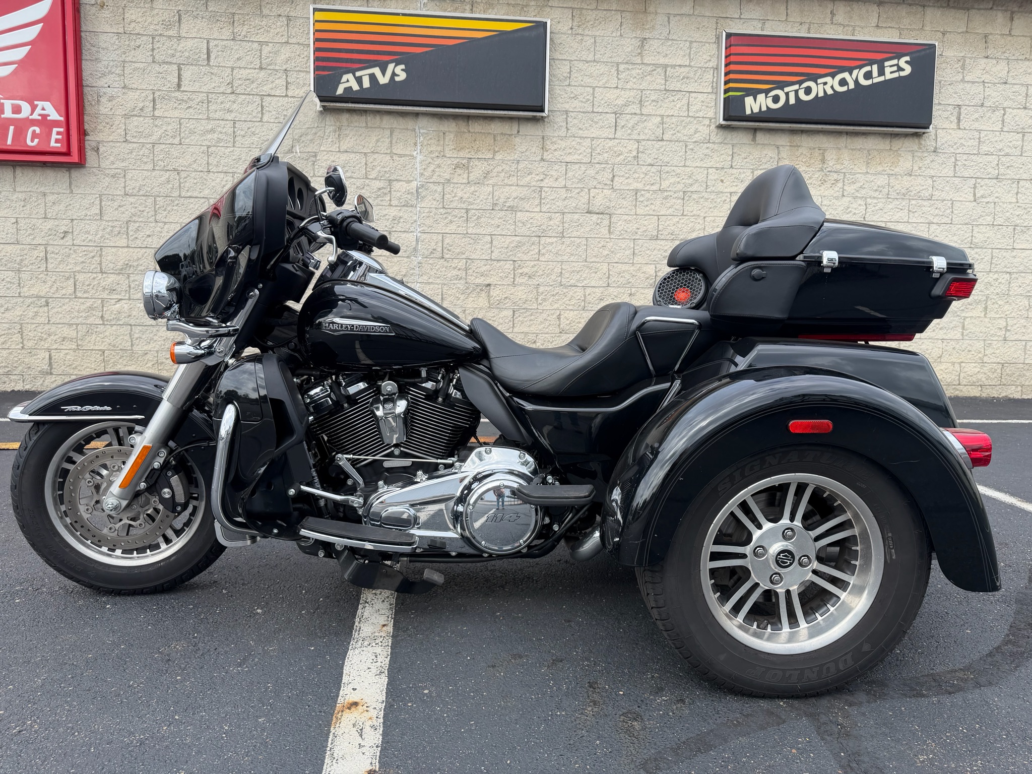 2021 Harley-Davidson Tri Glide® Ultra 3