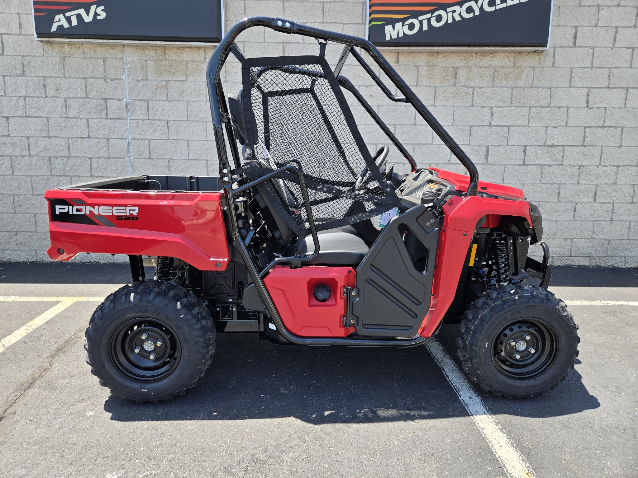 2026 Pioneer 520