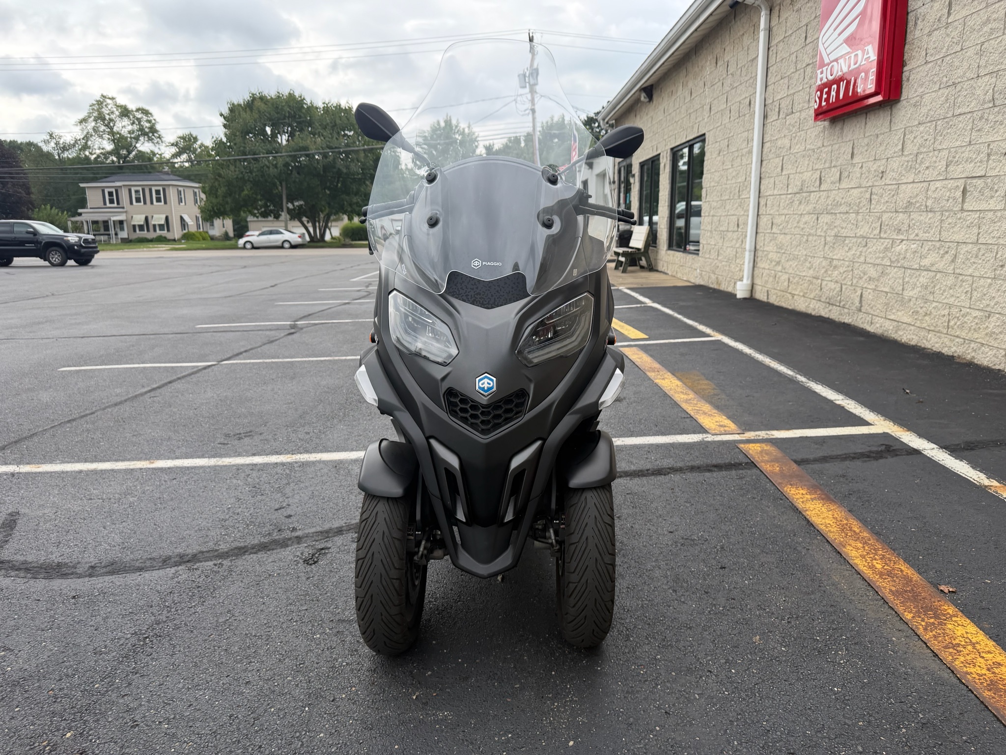 2023 Piaggio MP3 530 Exclusive 4