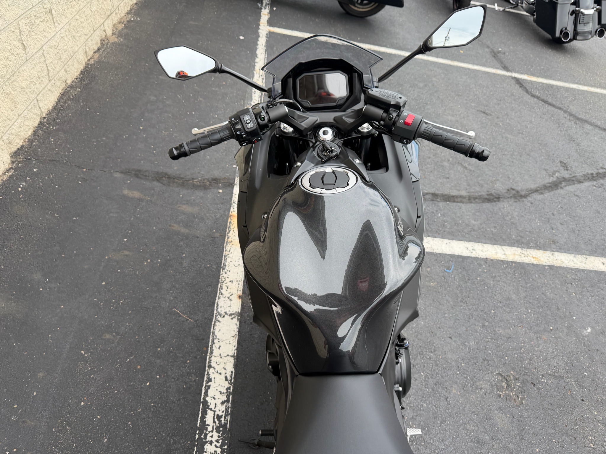 2026 Kawasaki Ninja® 650 5