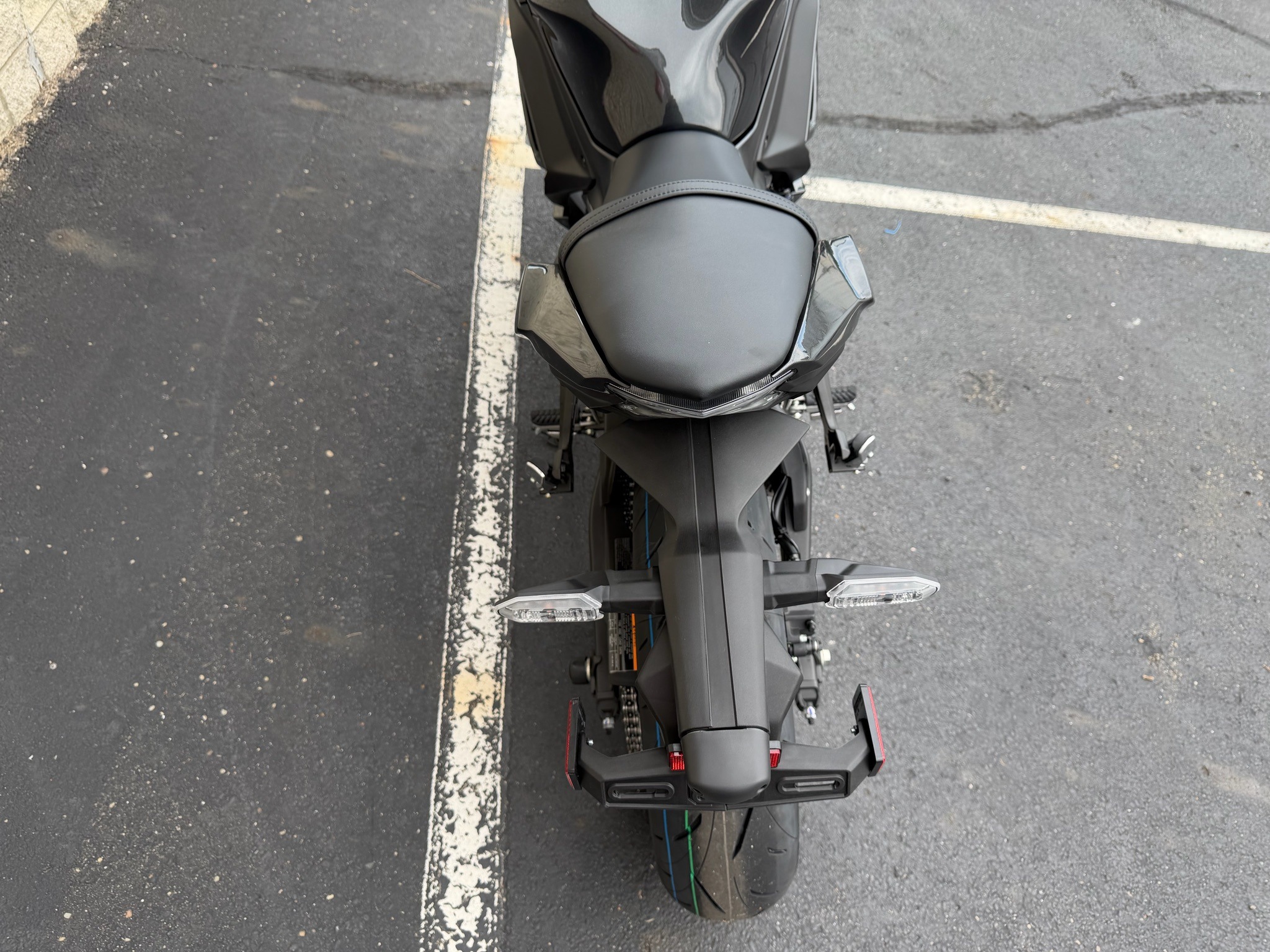 2026 Kawasaki Ninja® 650 8