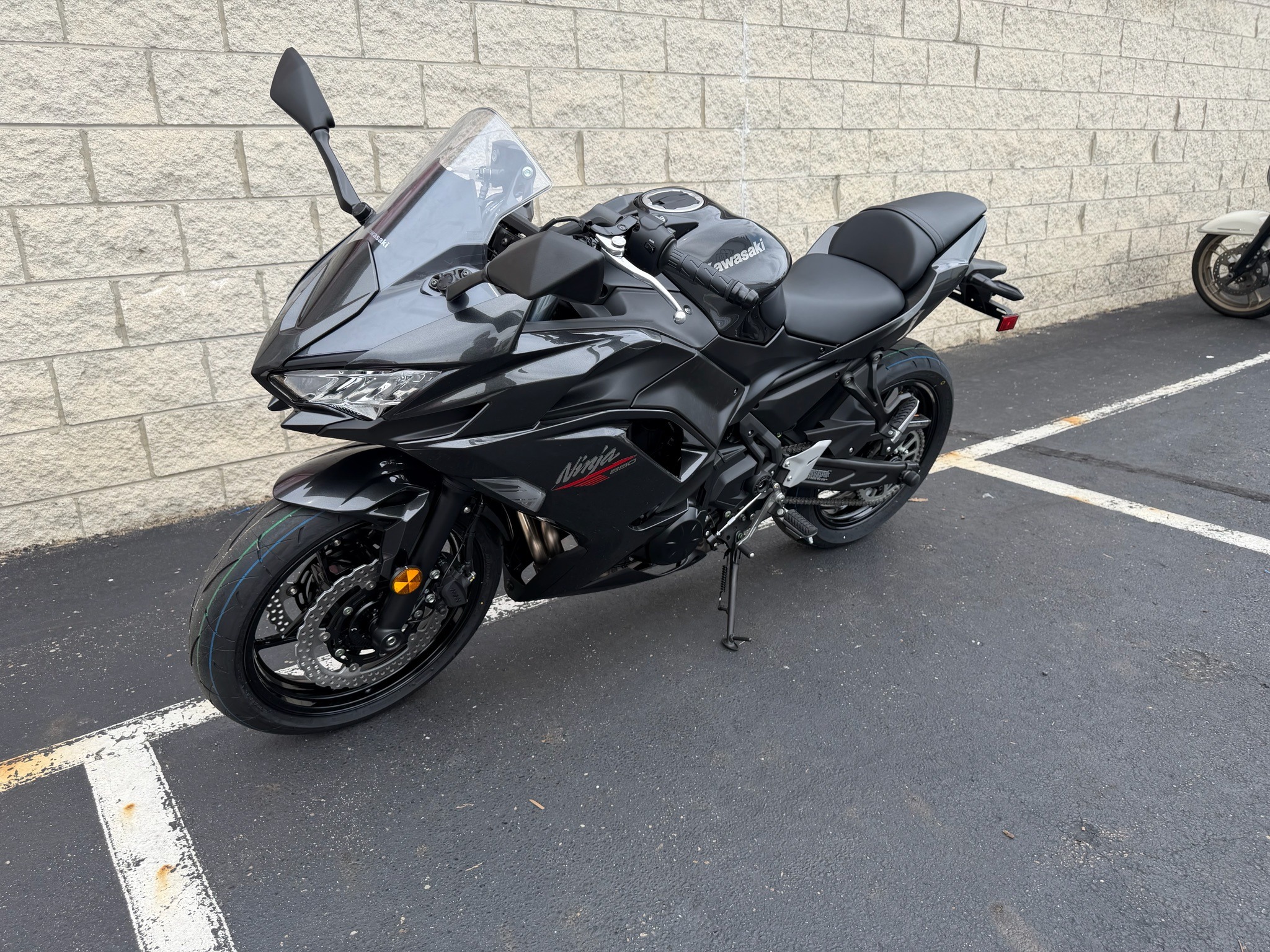 2026 Kawasaki Ninja® 650 6