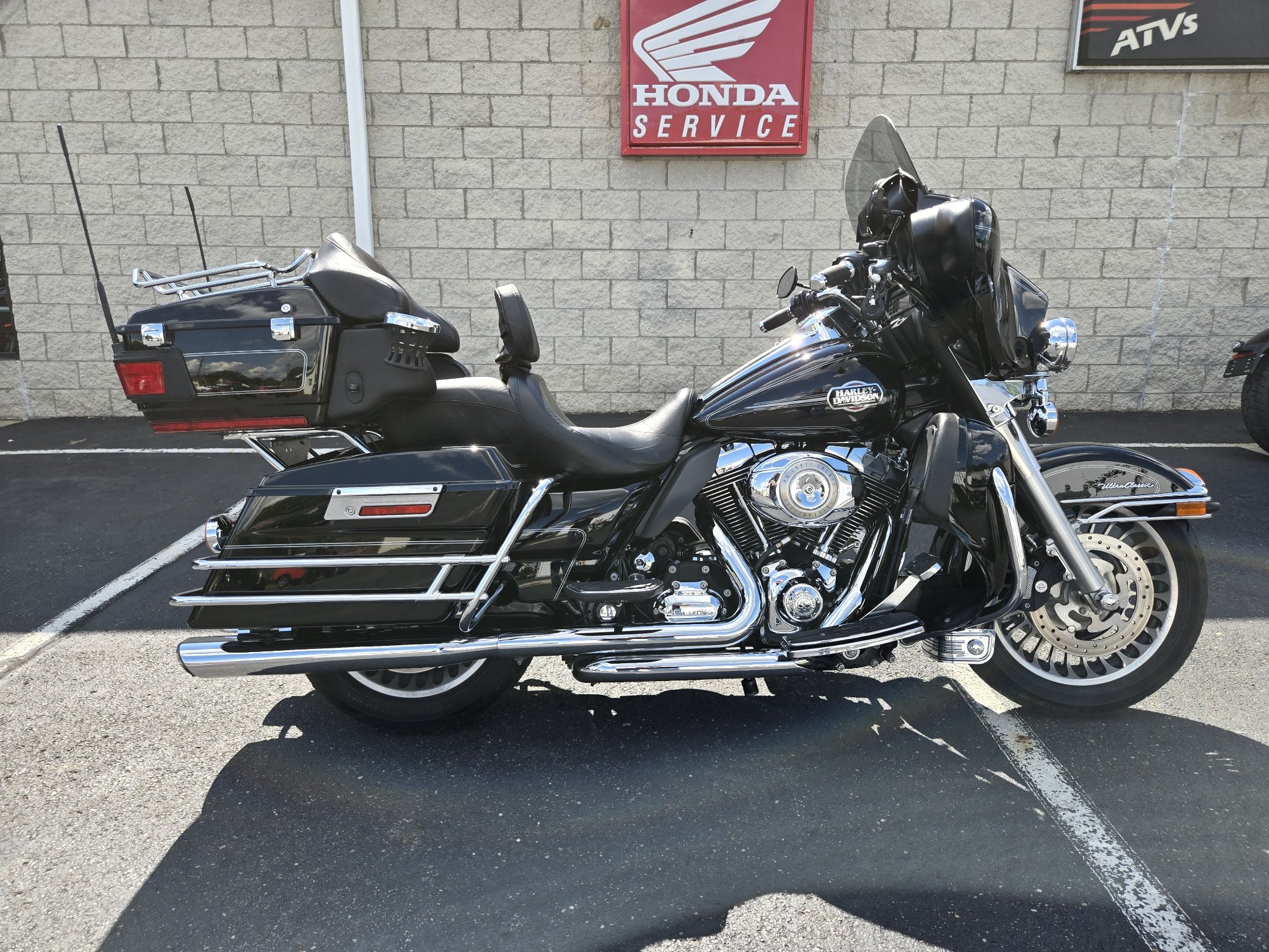 2010 Harley-Davidson Electra Glide® Classic 1