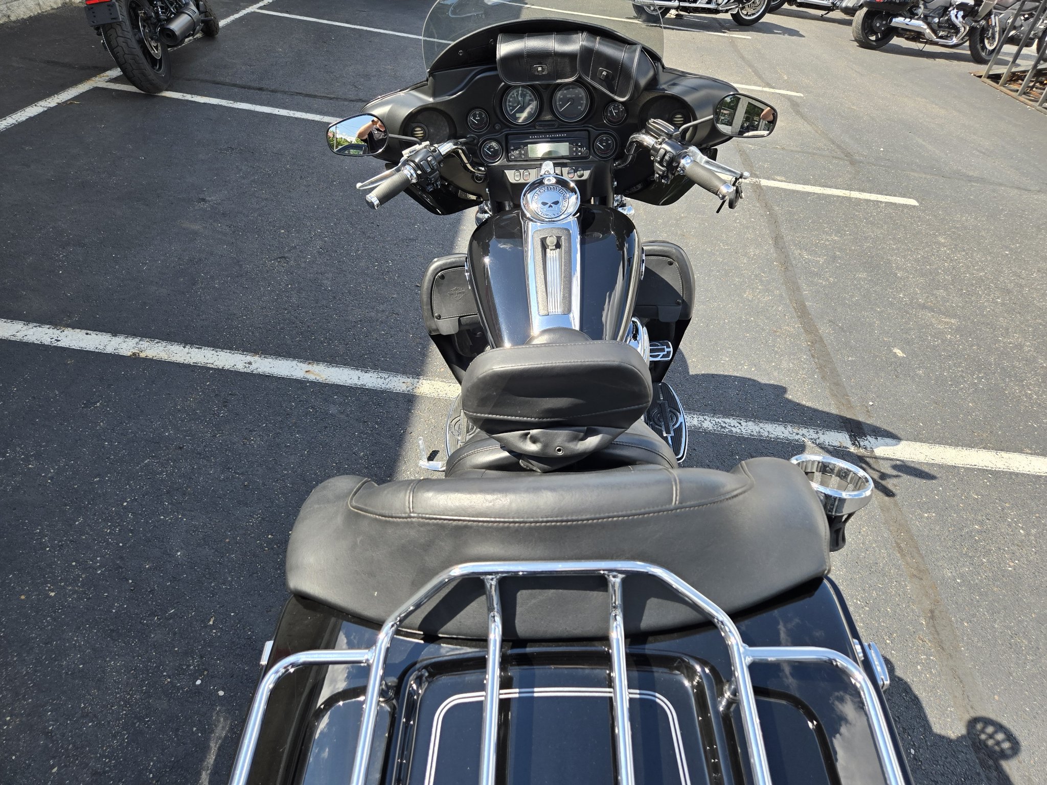 2010 Harley-Davidson Electra Glide® Classic 11