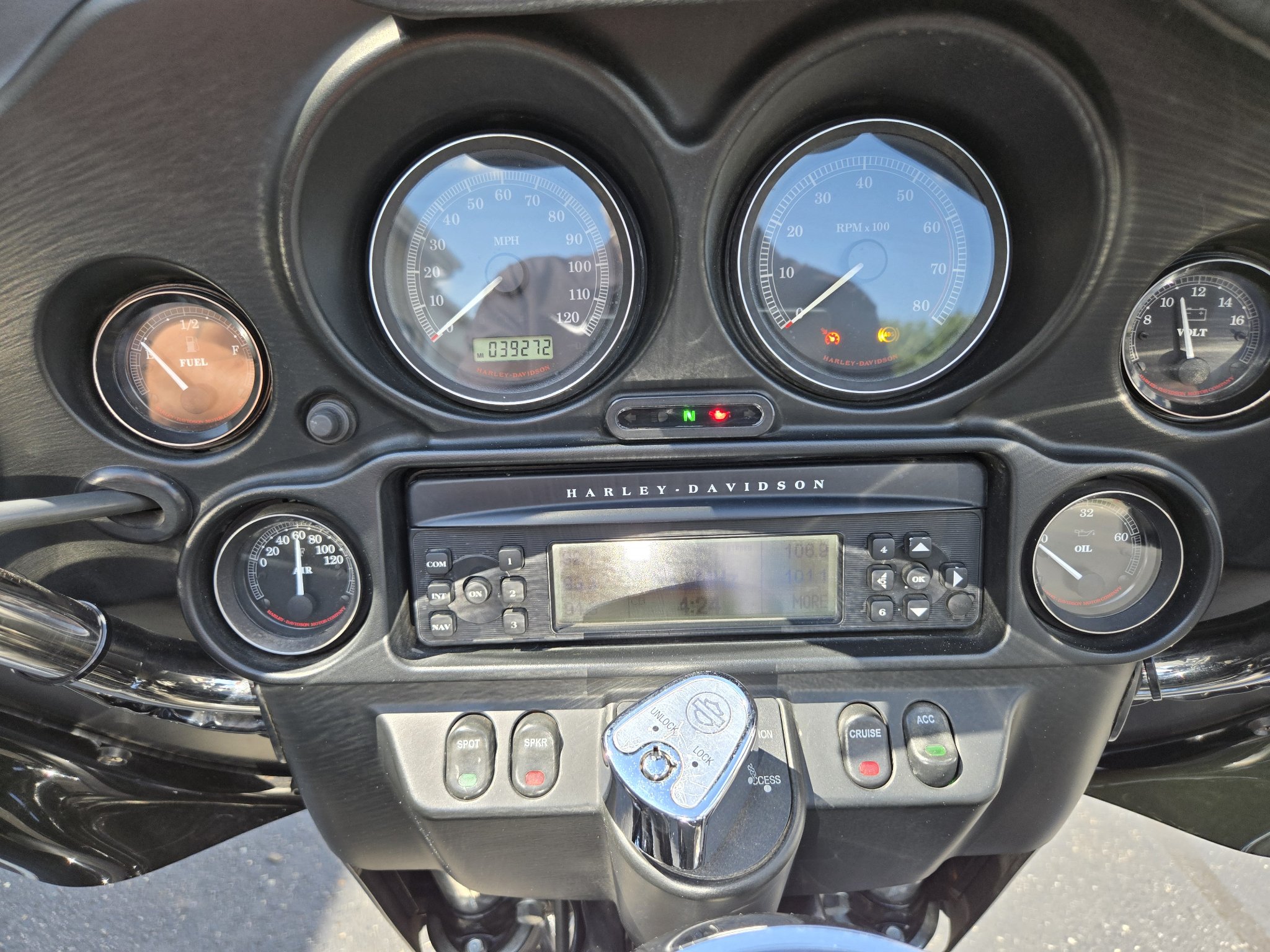 2010 Harley-Davidson Electra Glide® Classic 12