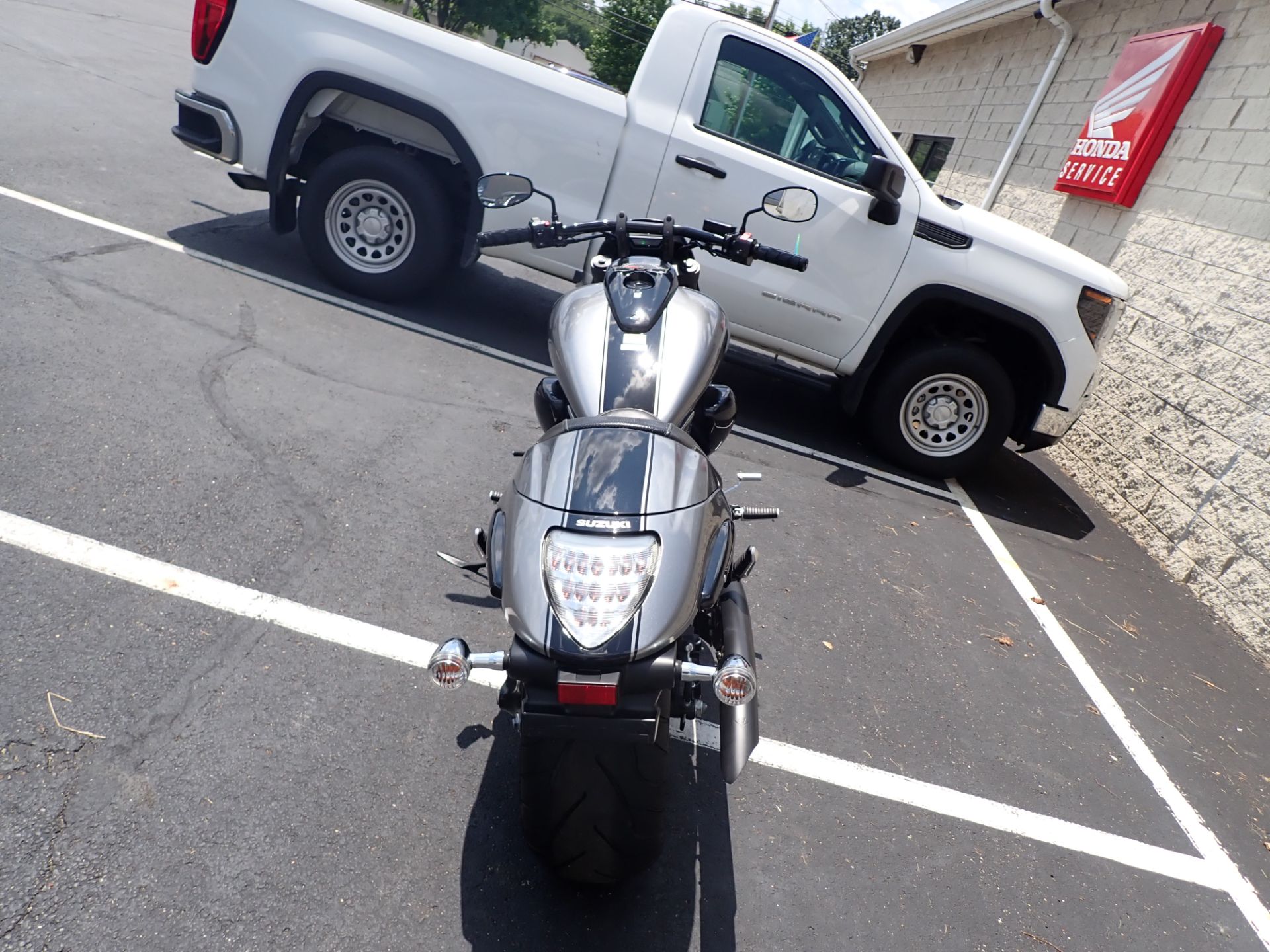 2020 Suzuki Boulevard M109R B.O.S.S. in Massillon, Ohio - Photo 16