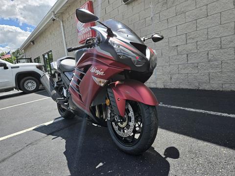 2025 Kawasaki Ninja® ZX™-14R ABS Motorcycles Massillon Ohio