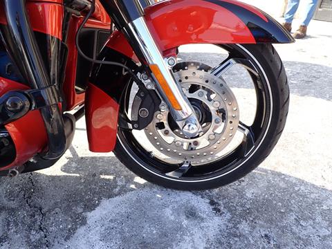2017 Harley-Davidson CVO™ Street Glide® in Massillon, Ohio - Photo 2