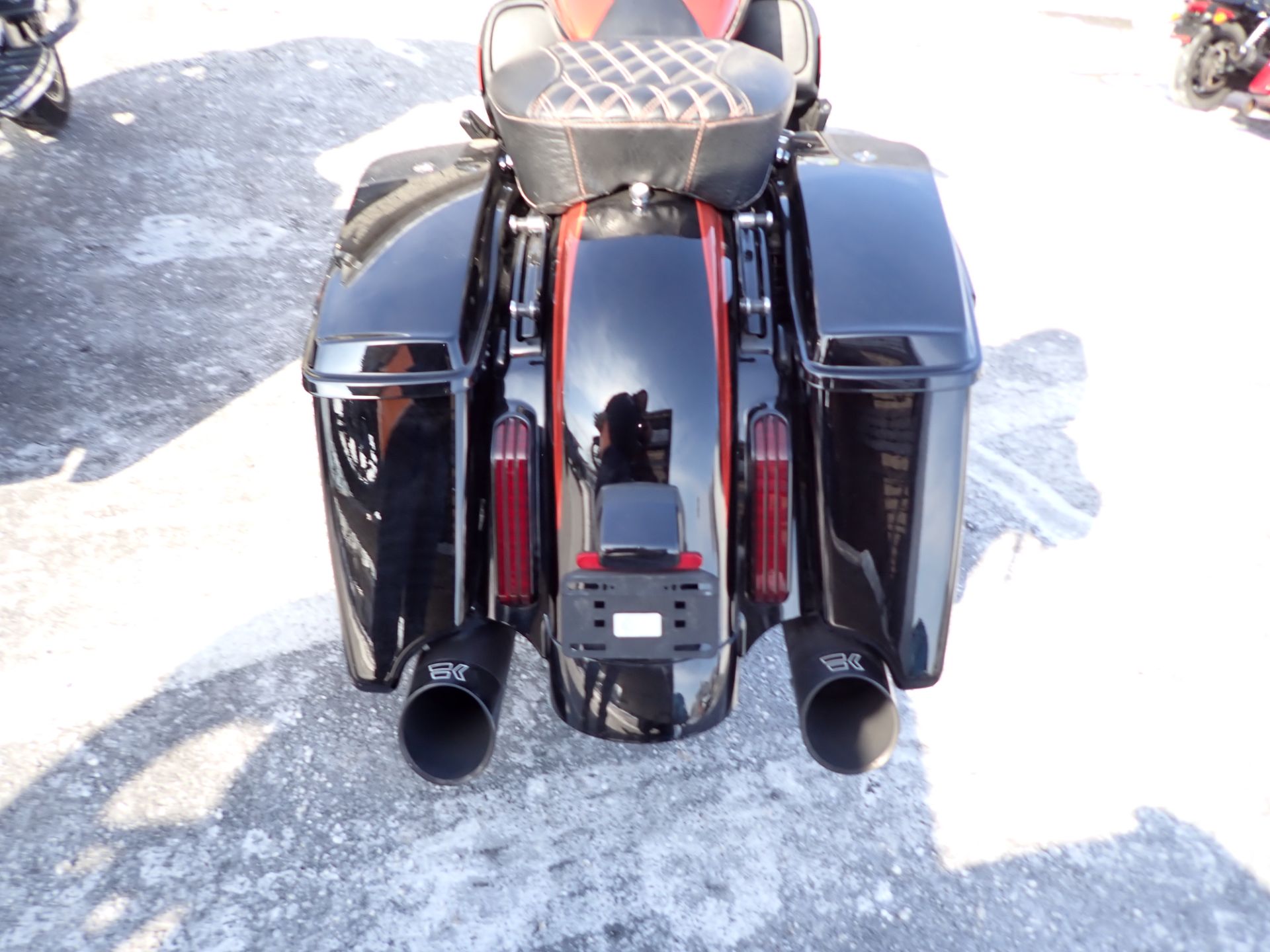 2017 Harley-Davidson CVO™ Street Glide® in Massillon, Ohio - Photo 20