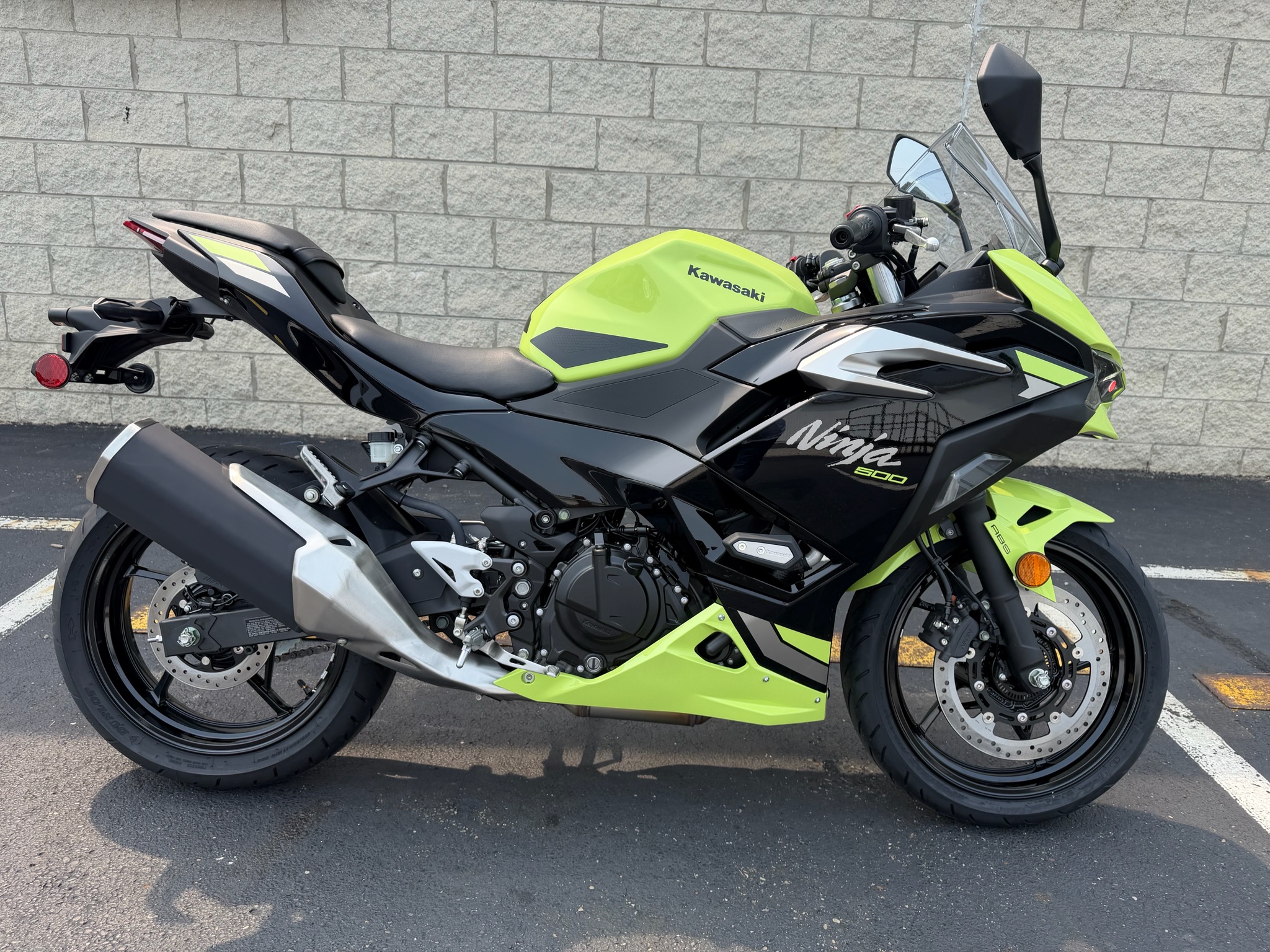 2026 Ninja® 500 ABS