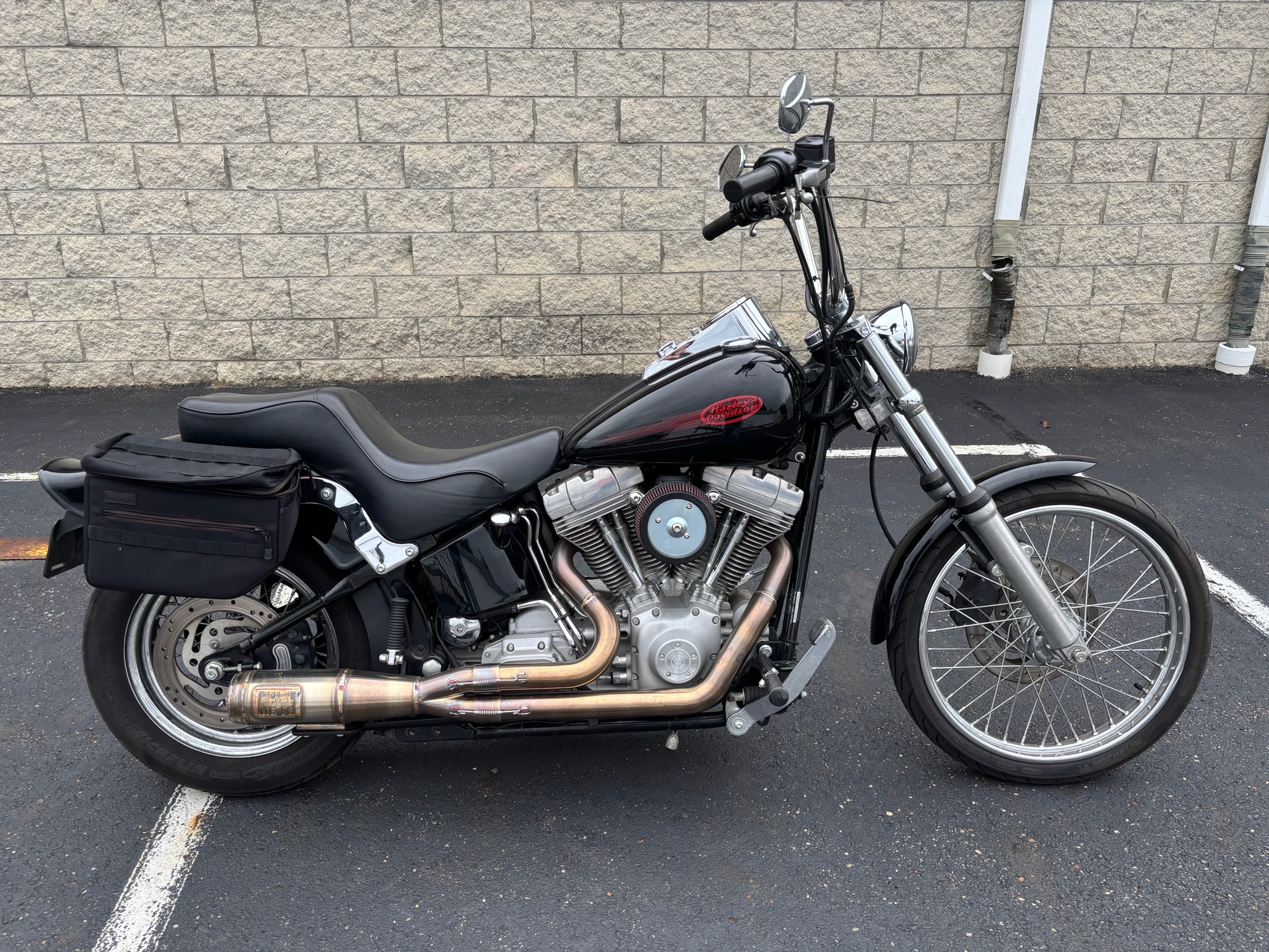 2002 FXST/FXSTI Softail®  Standard