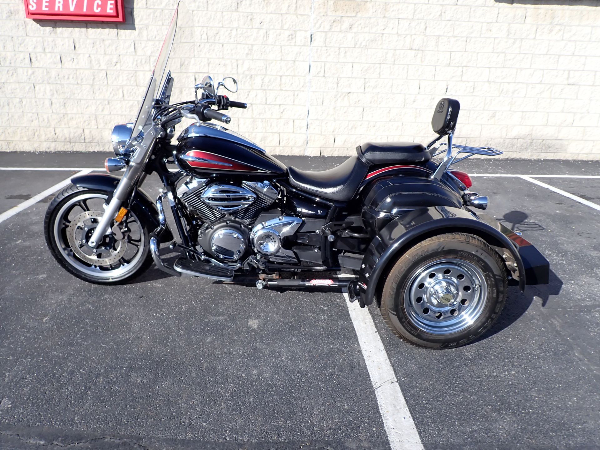 2014 Yamaha V Star 950 in Massillon, Ohio - Photo 14