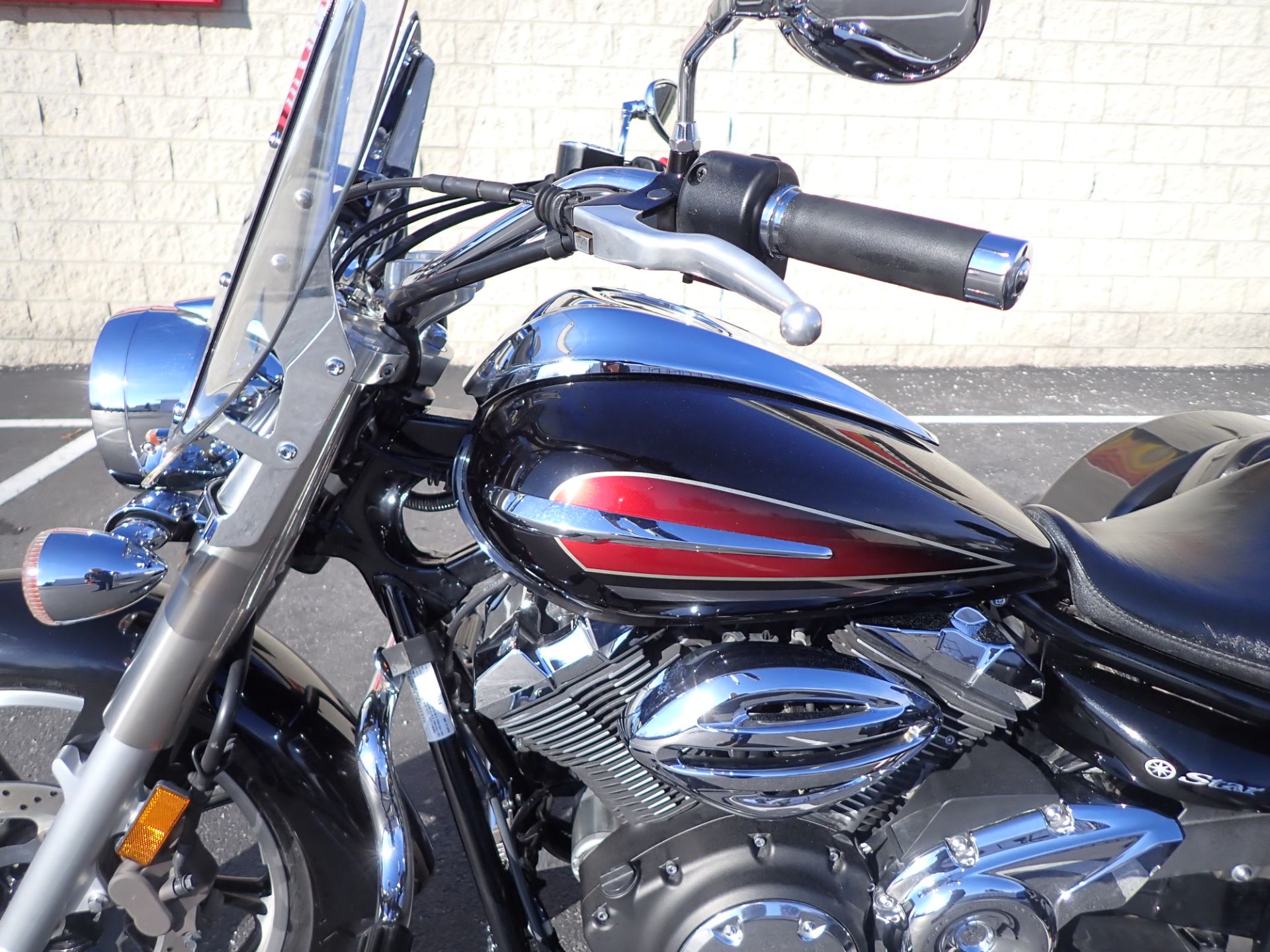 2014 Yamaha V Star 950 in Massillon, Ohio - Photo 16