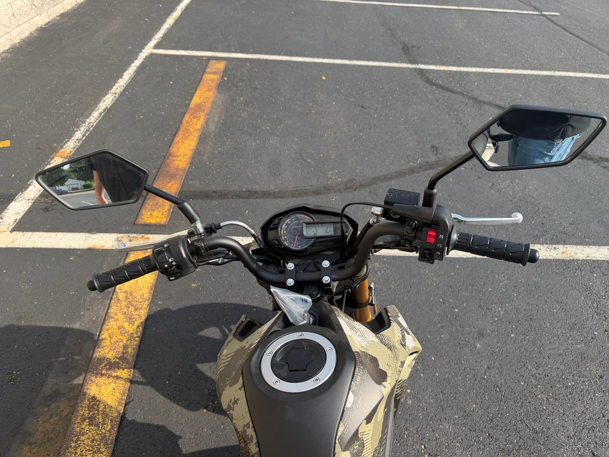 2025 Kawasaki Z125 Pro 9