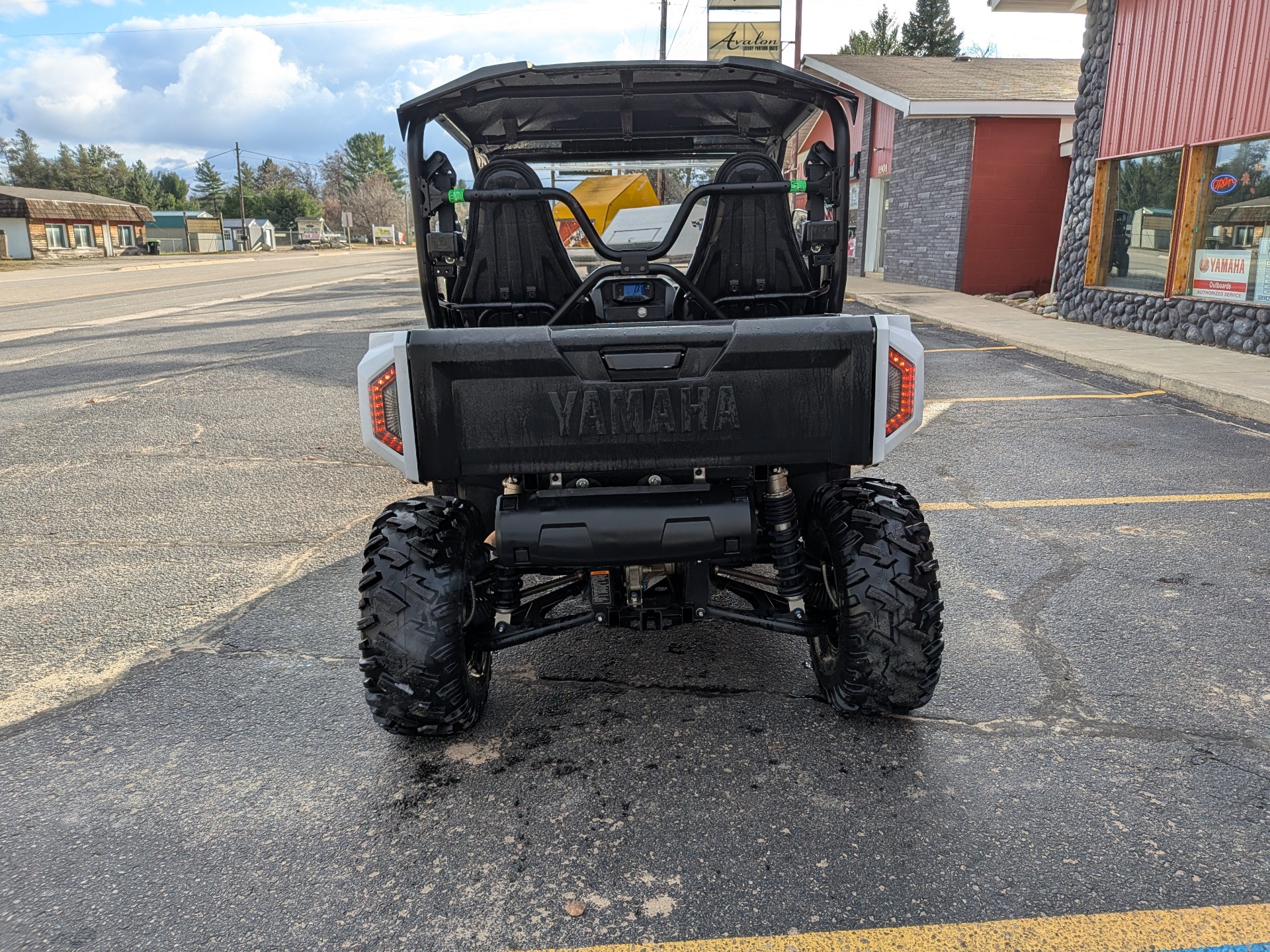 Used 2024 Yamaha Wolverine X2 850 R-Spec, Saint Helen MI | Specs