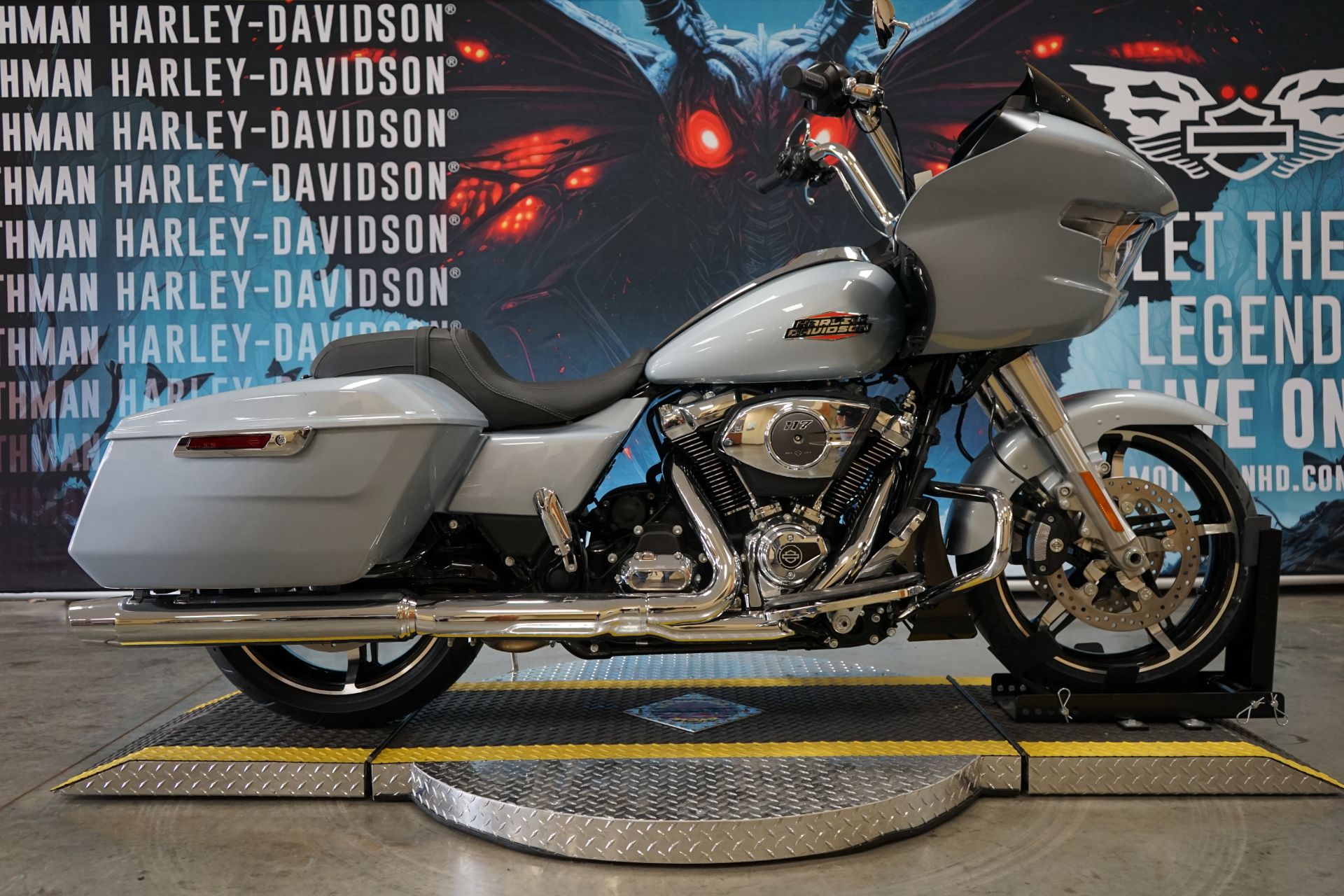 Harley-Davidson テント Amazon.com : Harley-Davidson Dome Tent w/Vestibule