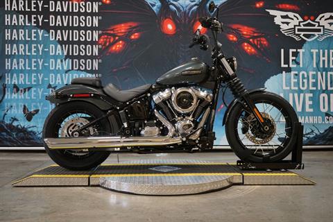 New 2025 Harley-Davidson Street Bob® Iron Horse Metallic