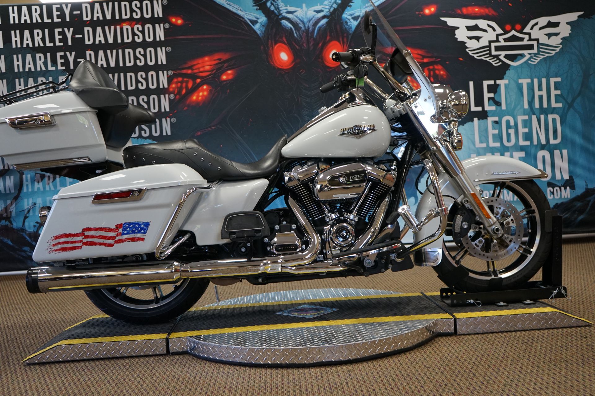 Used 2020 Harley-Davidson Road King® Stone Washed White Pearl