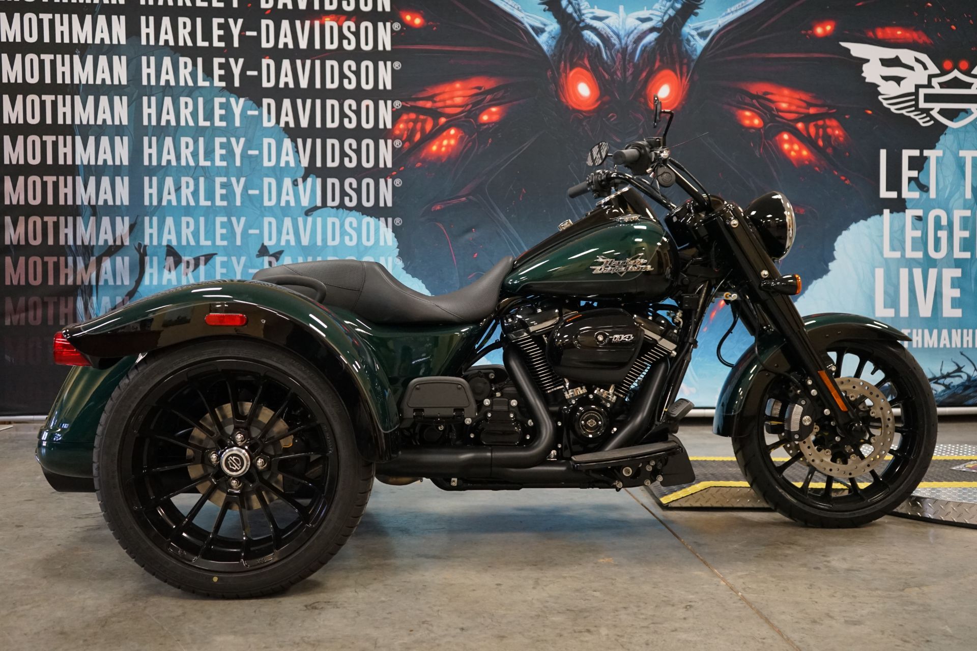 New 2024 Harley-Davidson Freewheeler® Alpine Green / Vivid Black
