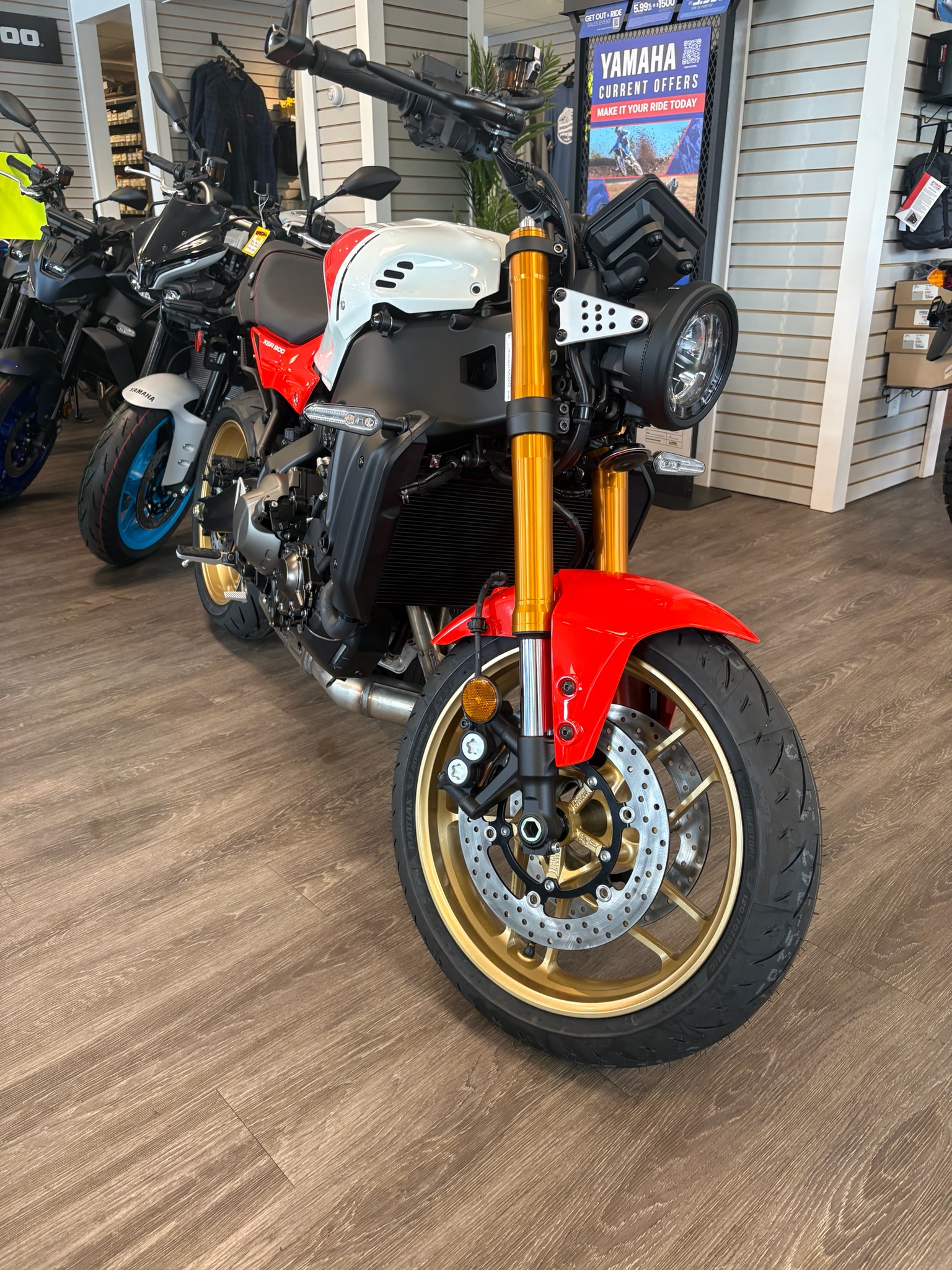2026 Yamaha XSR900 2