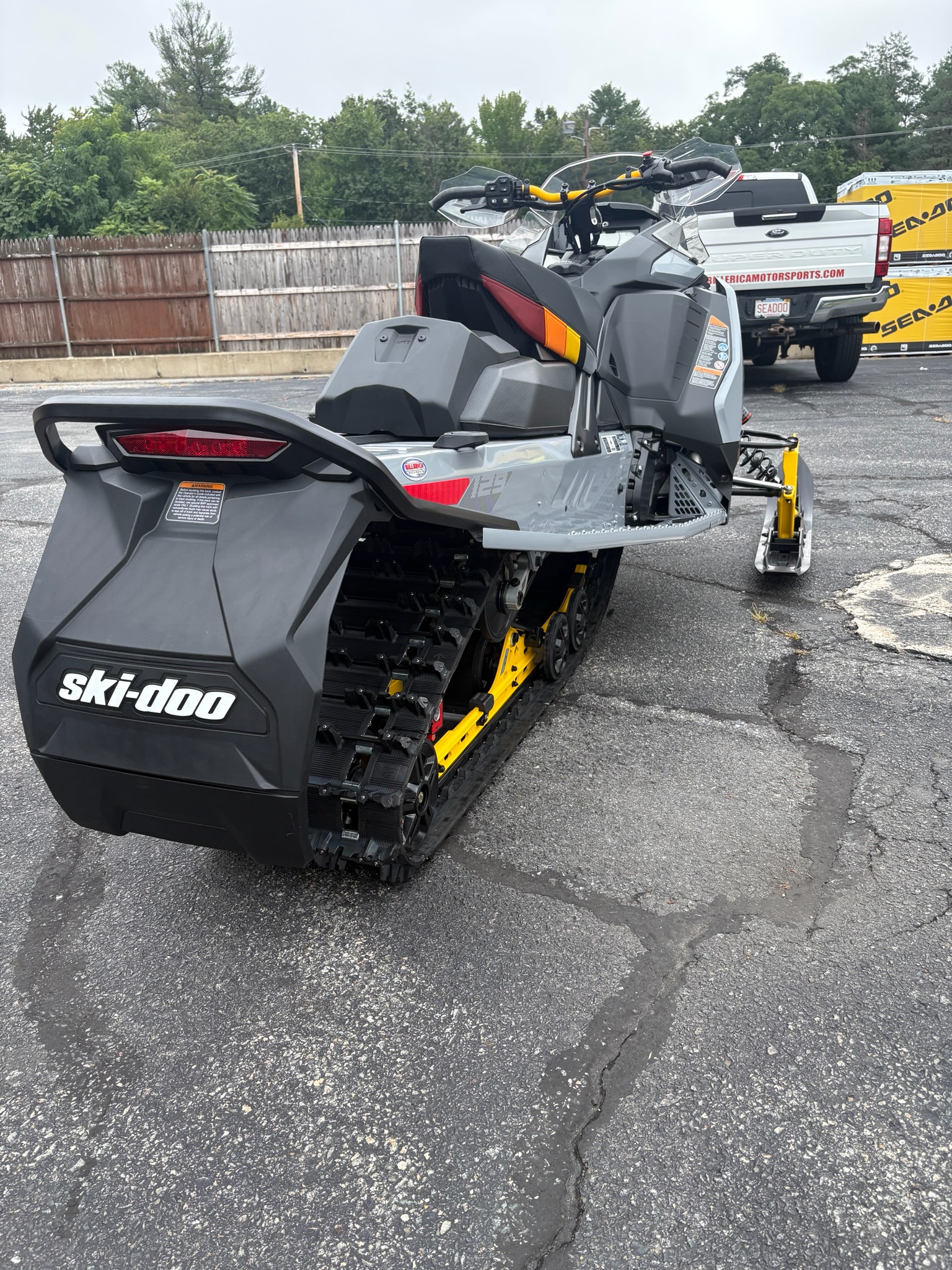 2026 Ski-Doo MXZ Adrenaline w/ Blizzard Package 129 850 E-TEC E 4