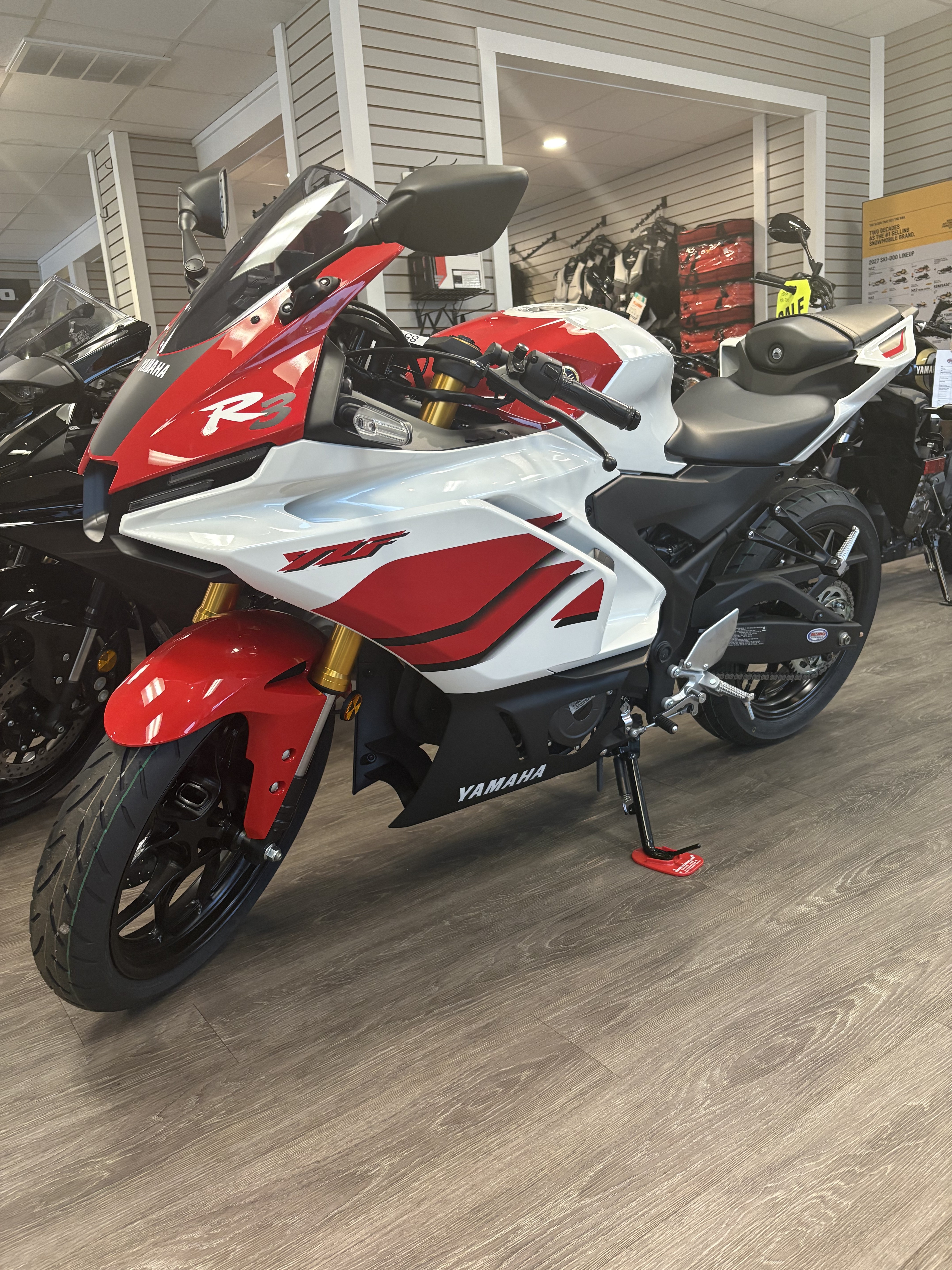 New 2026 Yamaha YZF-R3, North Billerica MA | Specs, Price, Photos