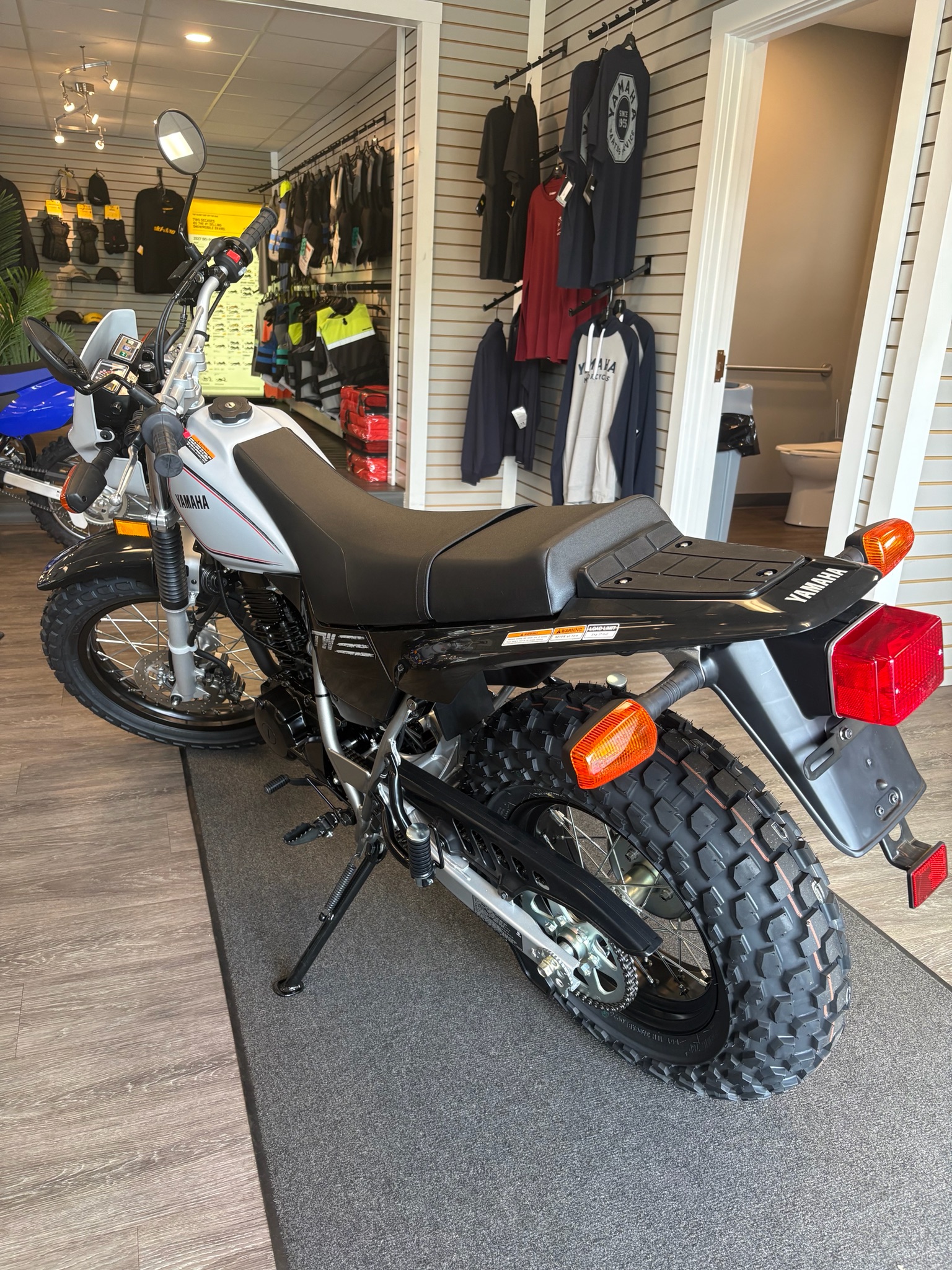 2027 Yamaha TW200 4