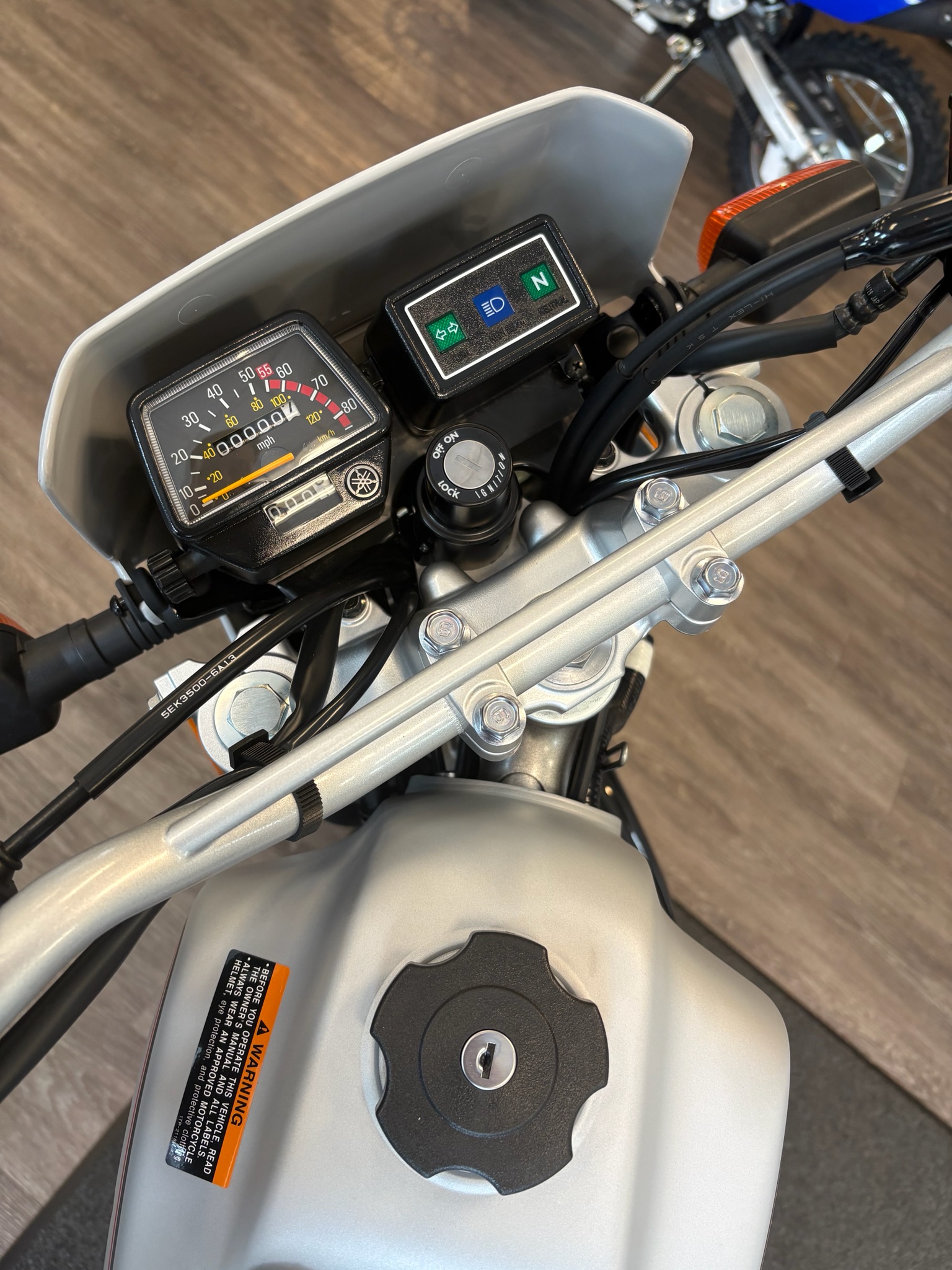 2027 Yamaha TW200 5