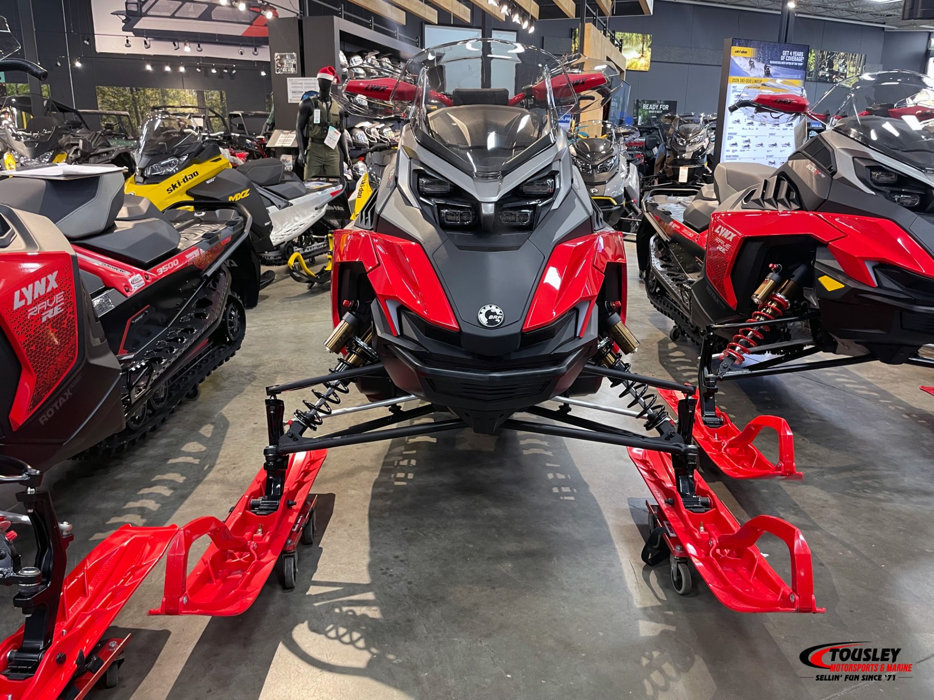 New 2025 LYNX Rave RE 600R E-TEC Ice Ripper XT 1.5 M.S. / E.S.